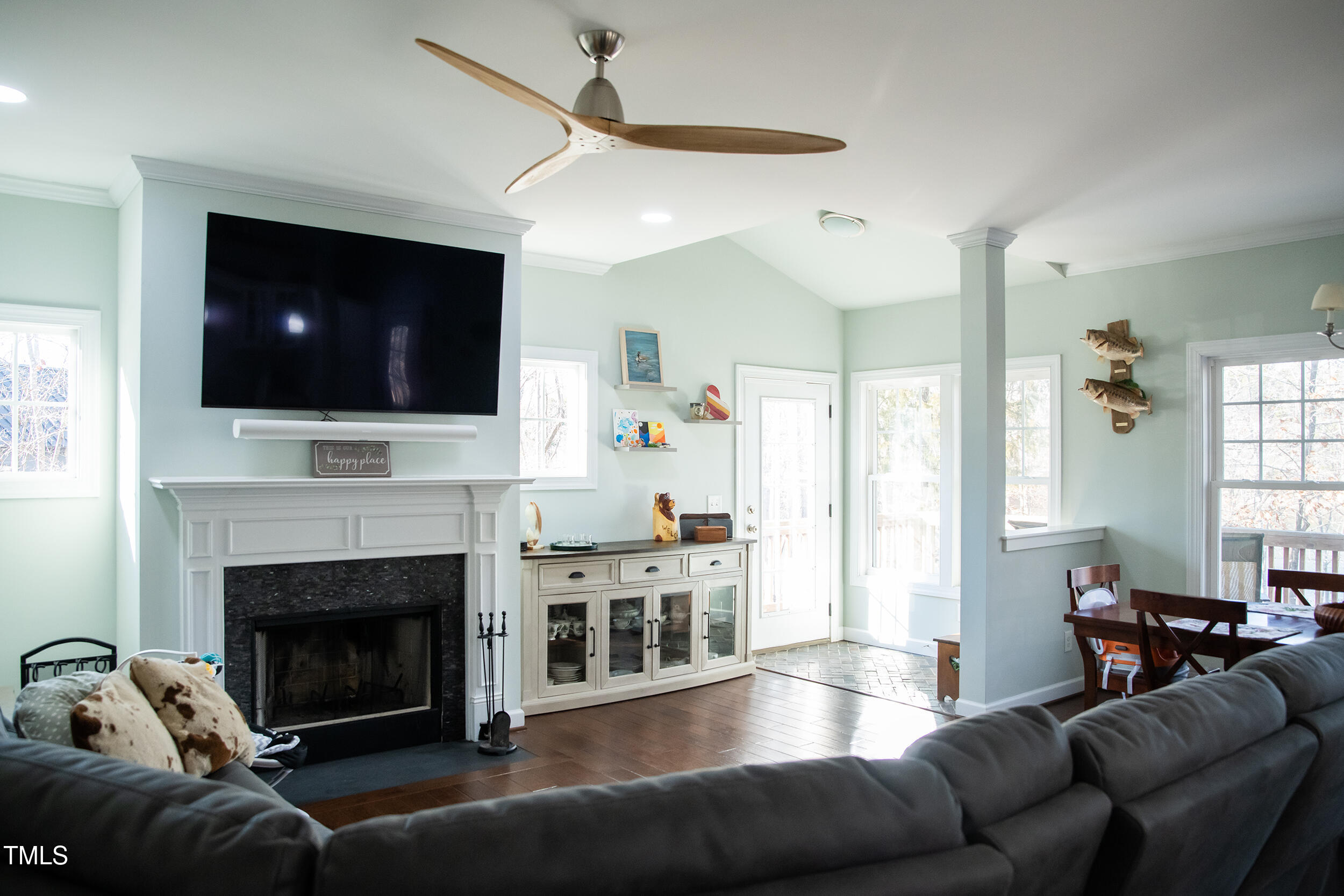 86 Glenview Drive