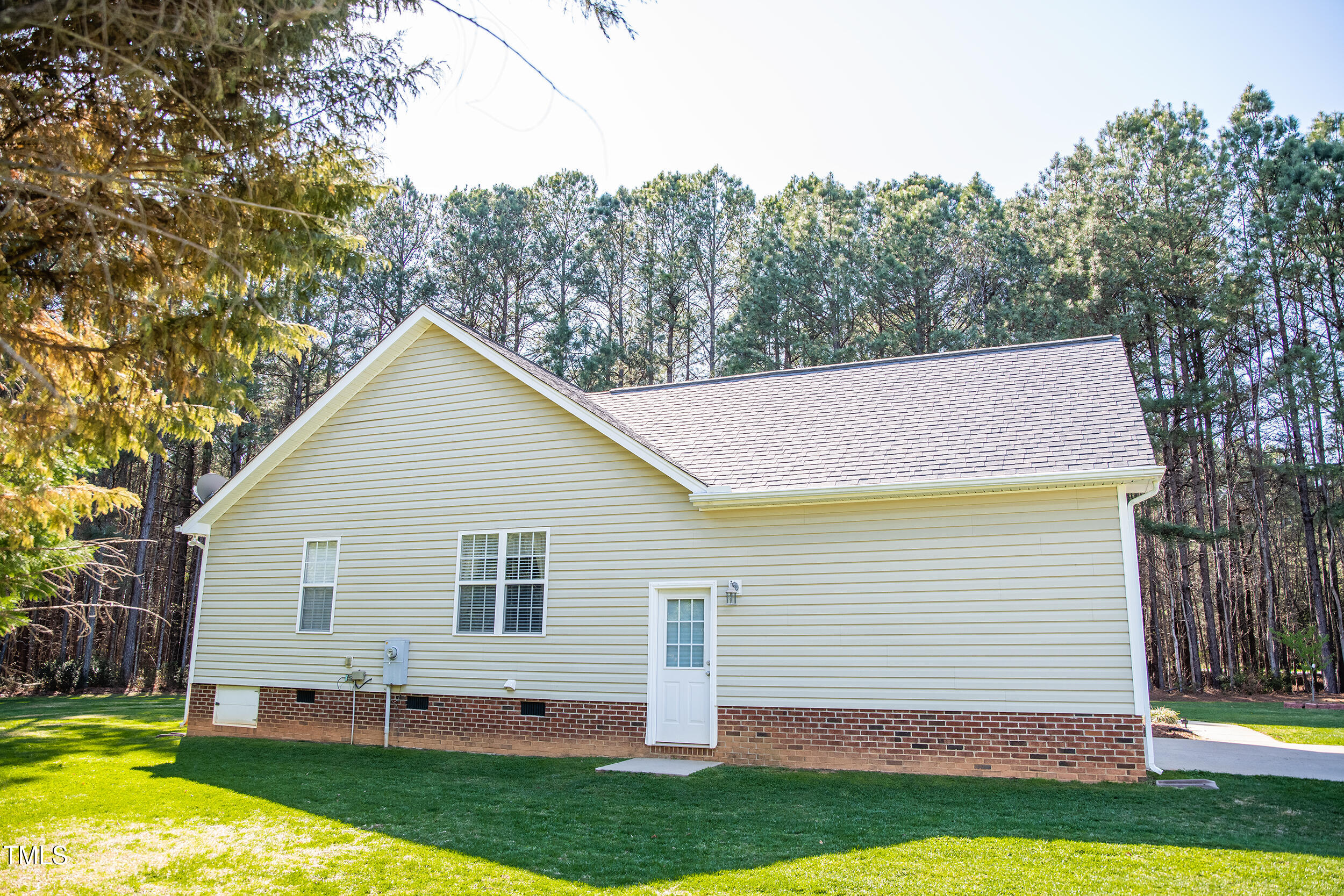 1516 Bradsher Drive