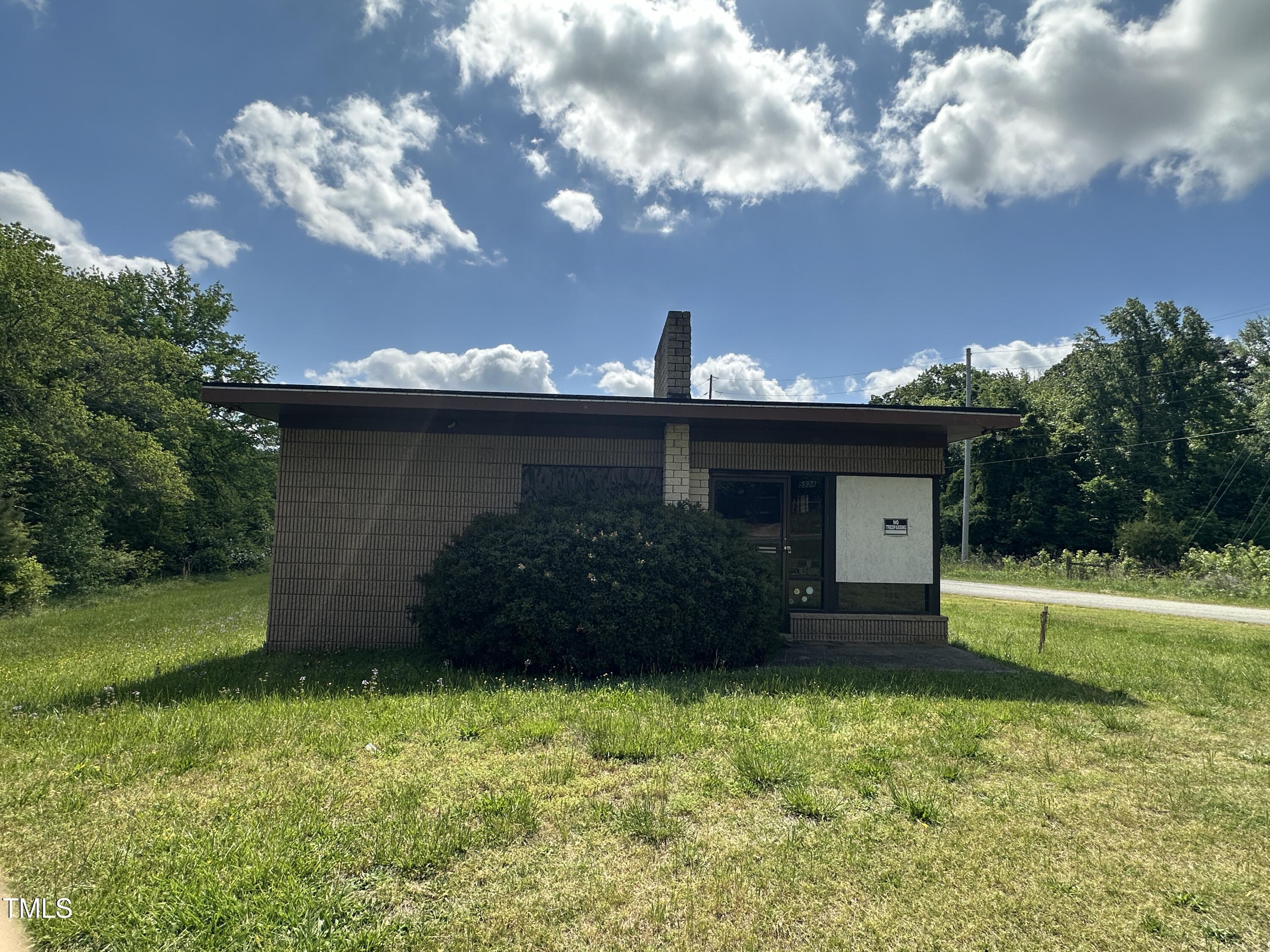 5934 Boston Road
