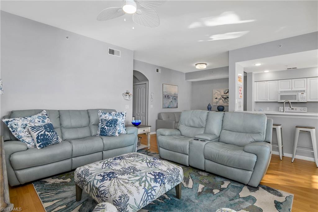 2730 Cypress Trace CIR # 2827
