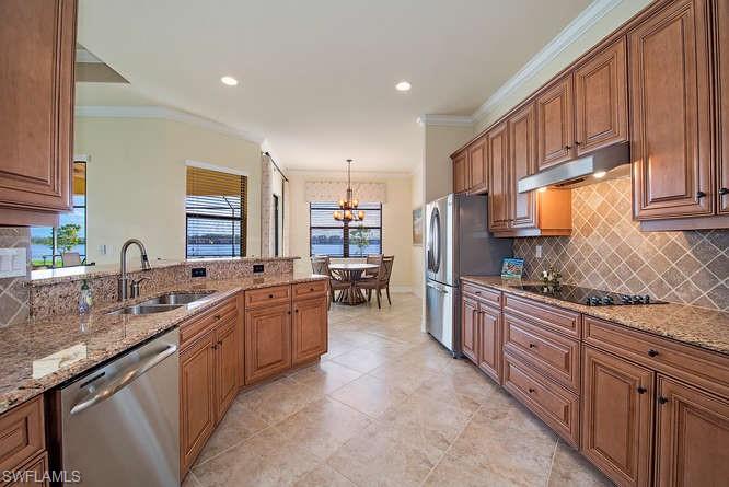 10114 Biscayne Bay LN