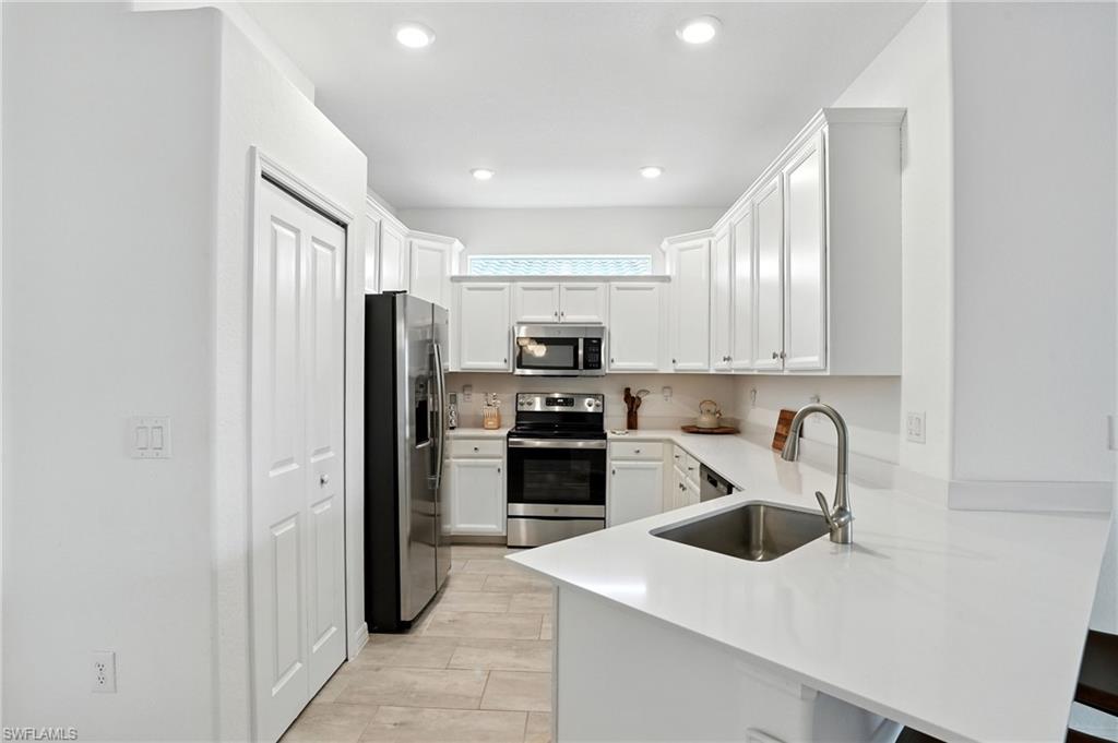 1676 Alameda DR