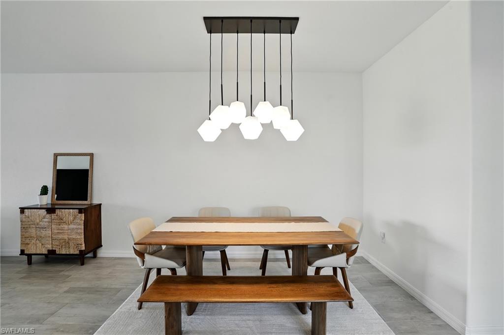 1676 Alameda DR