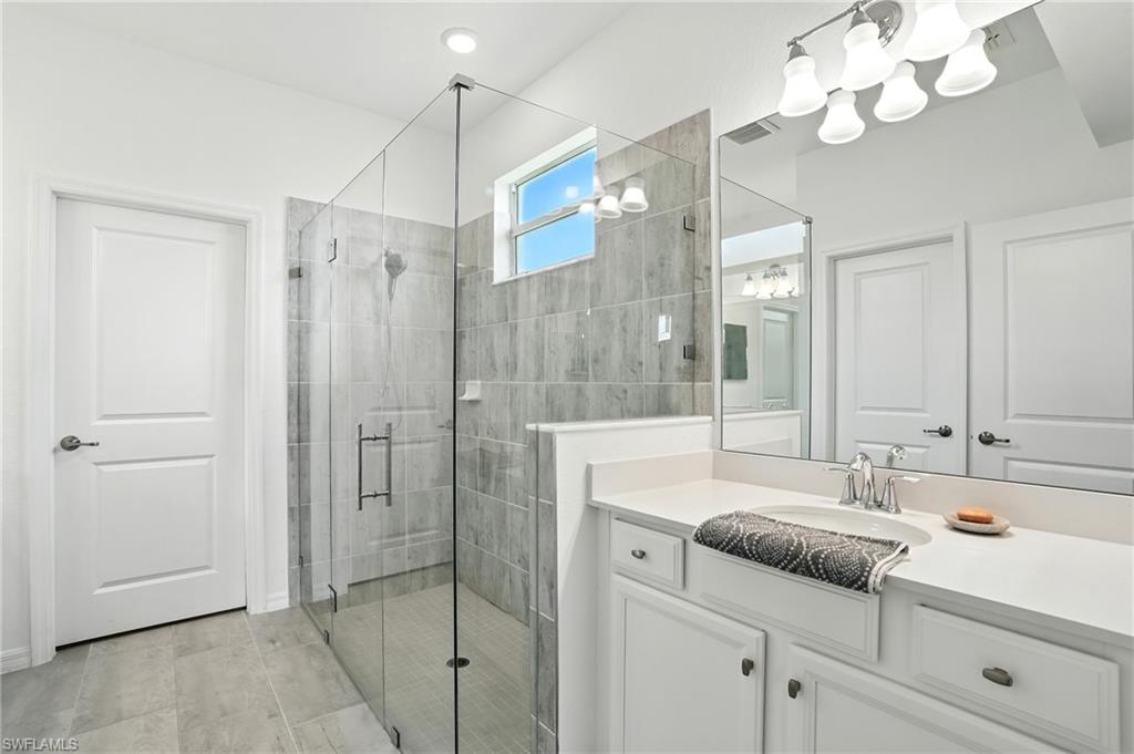 1676 Alameda DR