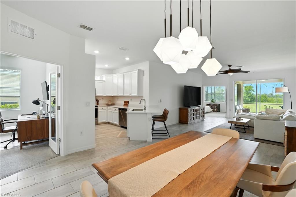 1676 Alameda DR