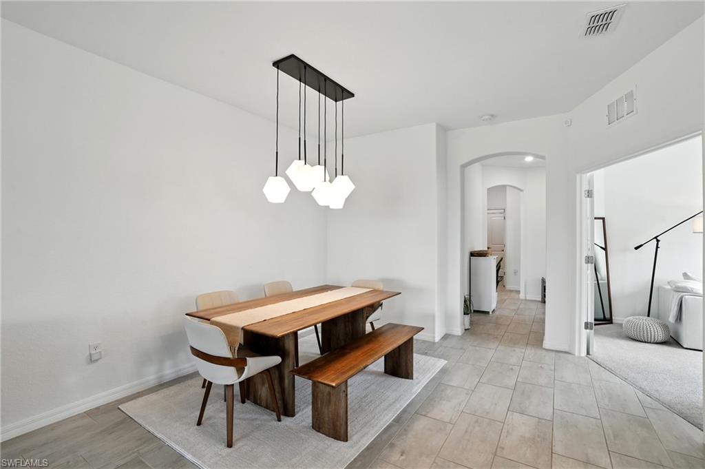 1676 Alameda DR