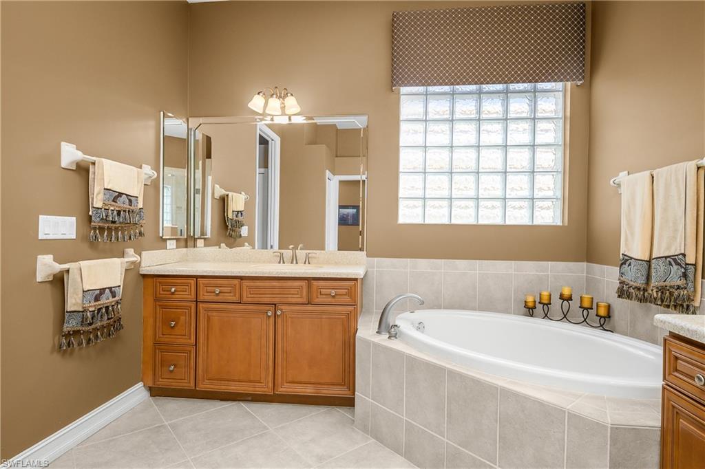 10228 Gator Bay CT