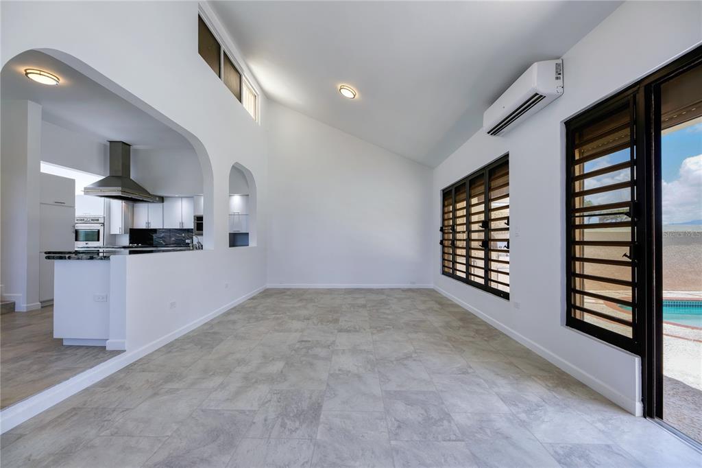 7 HARBOUR VIEW