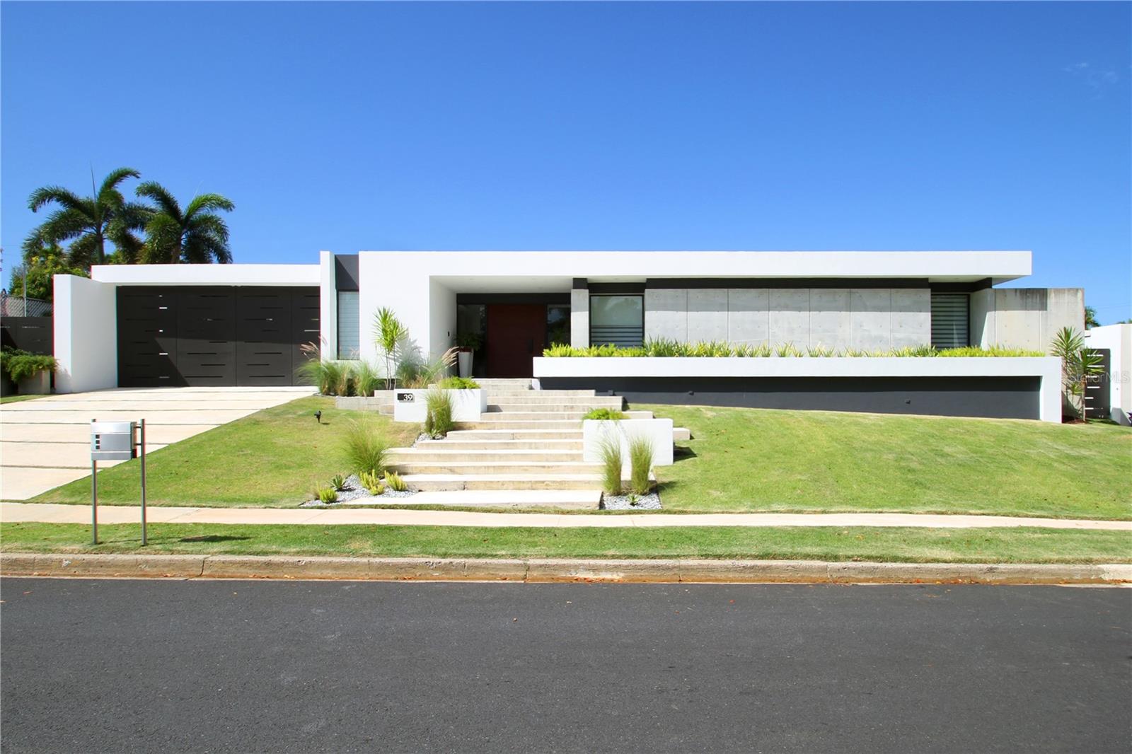 39 CALLE JAZMIN
