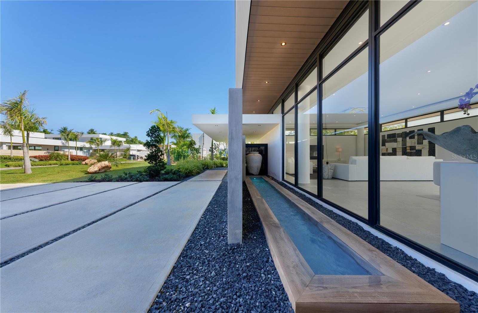 38 DORADO COUNTRY ESTATES