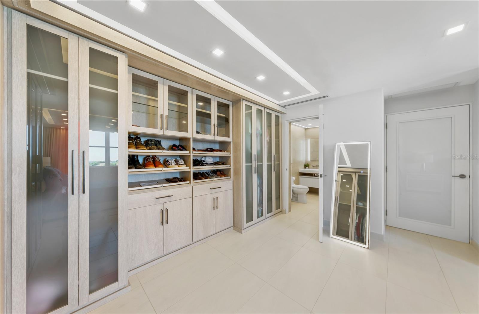 100 DEL MUELLE ST #3705