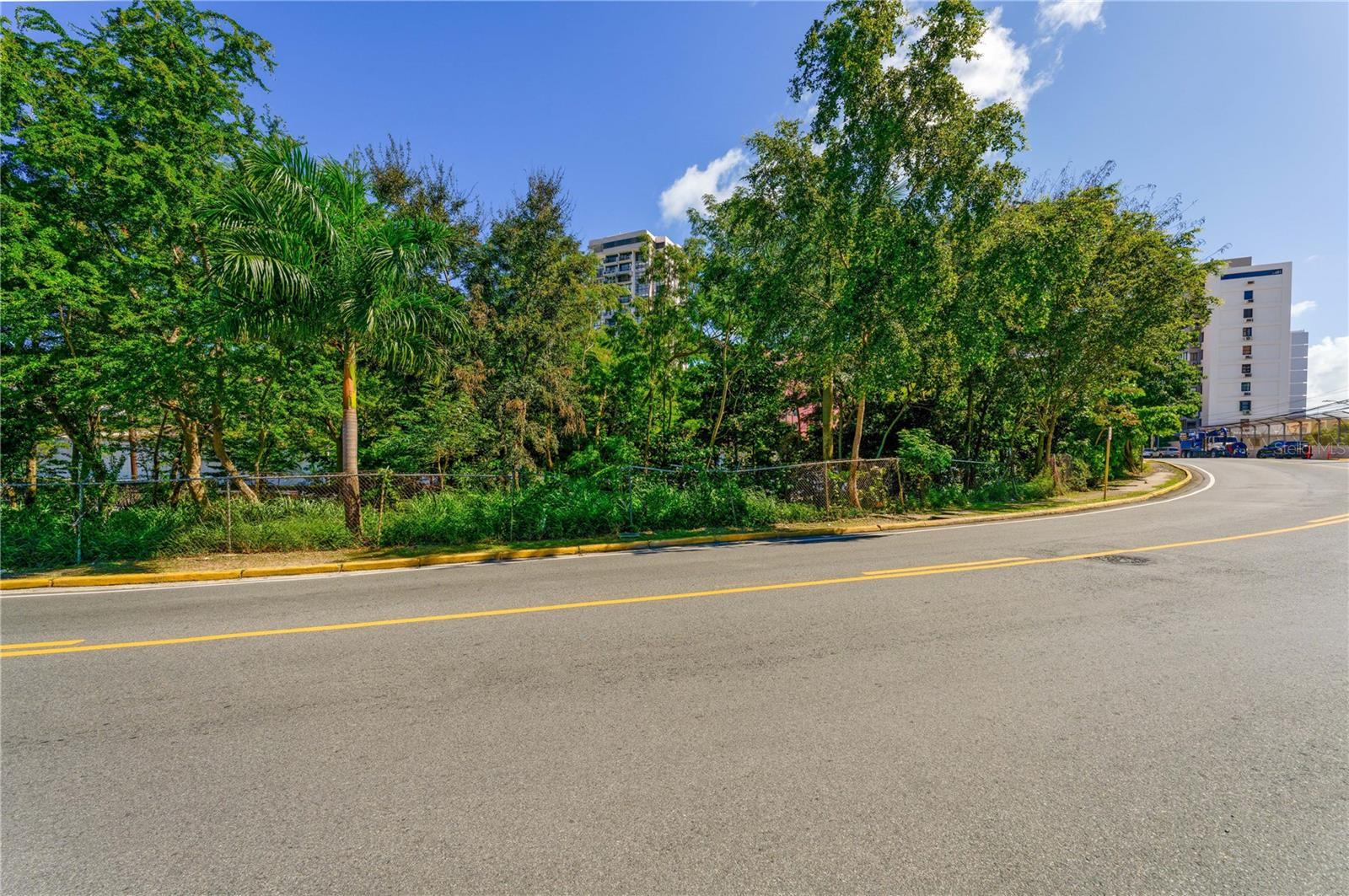 631 FERNANDEZ JUNCOS AVE
