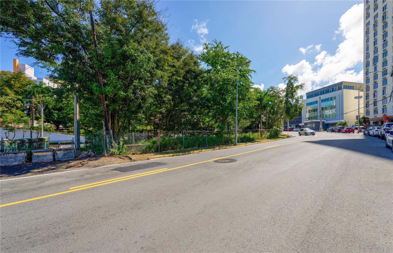 631 FERNANDEZ JUNCOS AVE