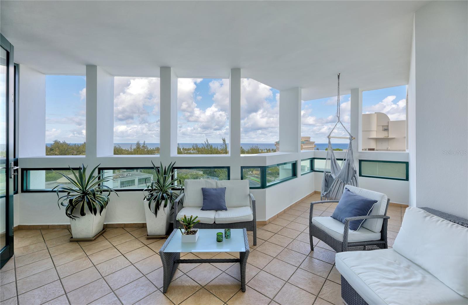35 MUNOZ RIVERA AVE #901