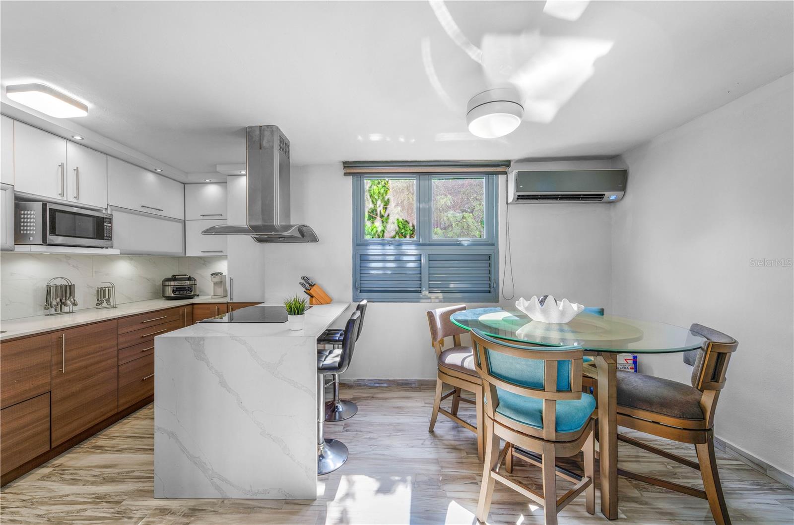 27 FORTE ST #4