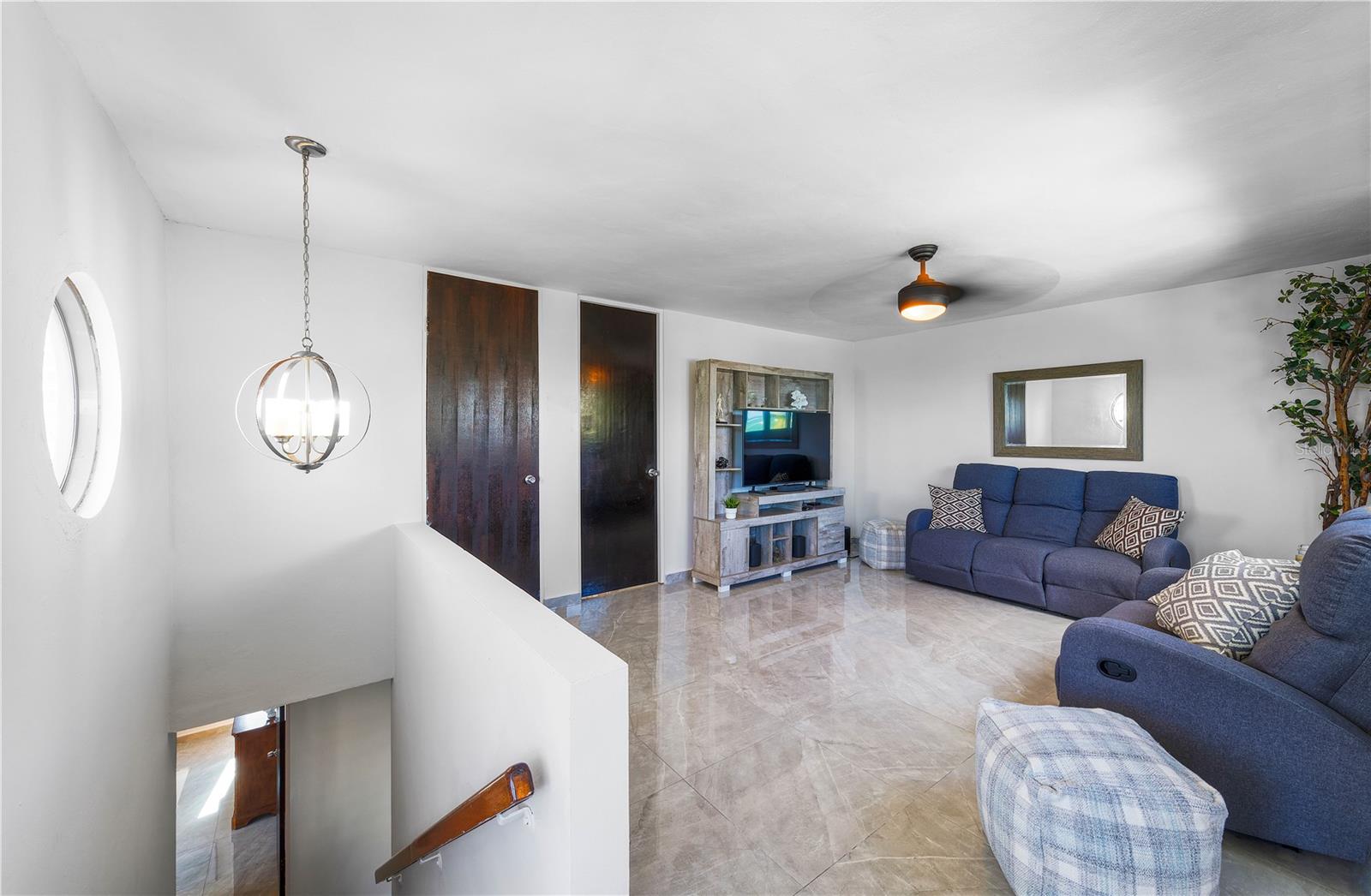 27 FORTE ST #4