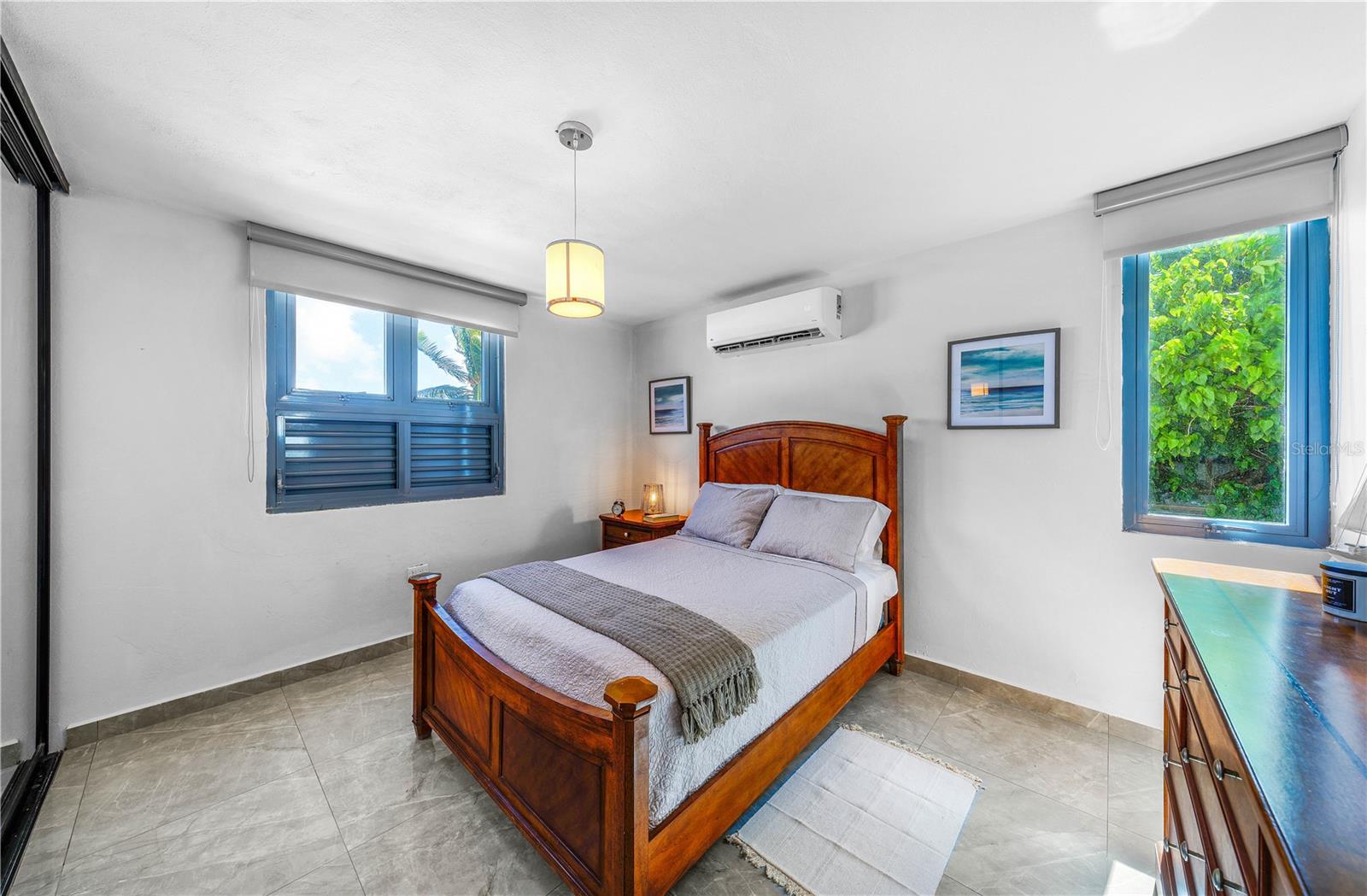 27 FORTE ST #4