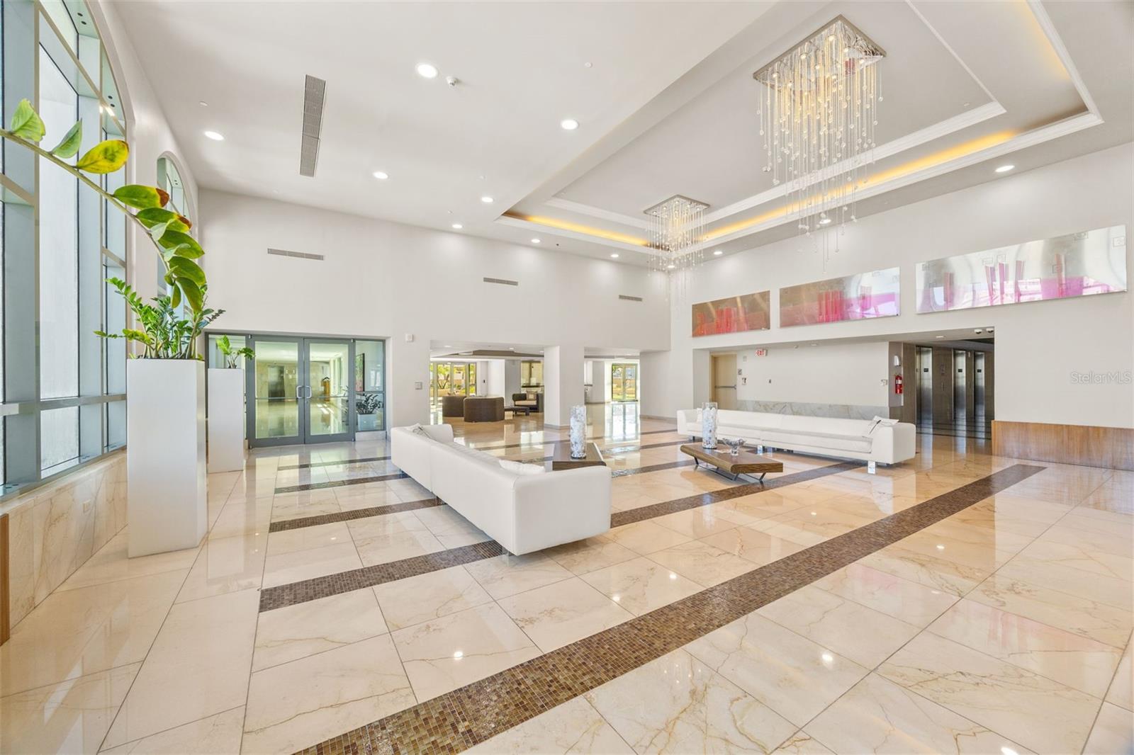 103-105 DE DIEGO AVE #702S