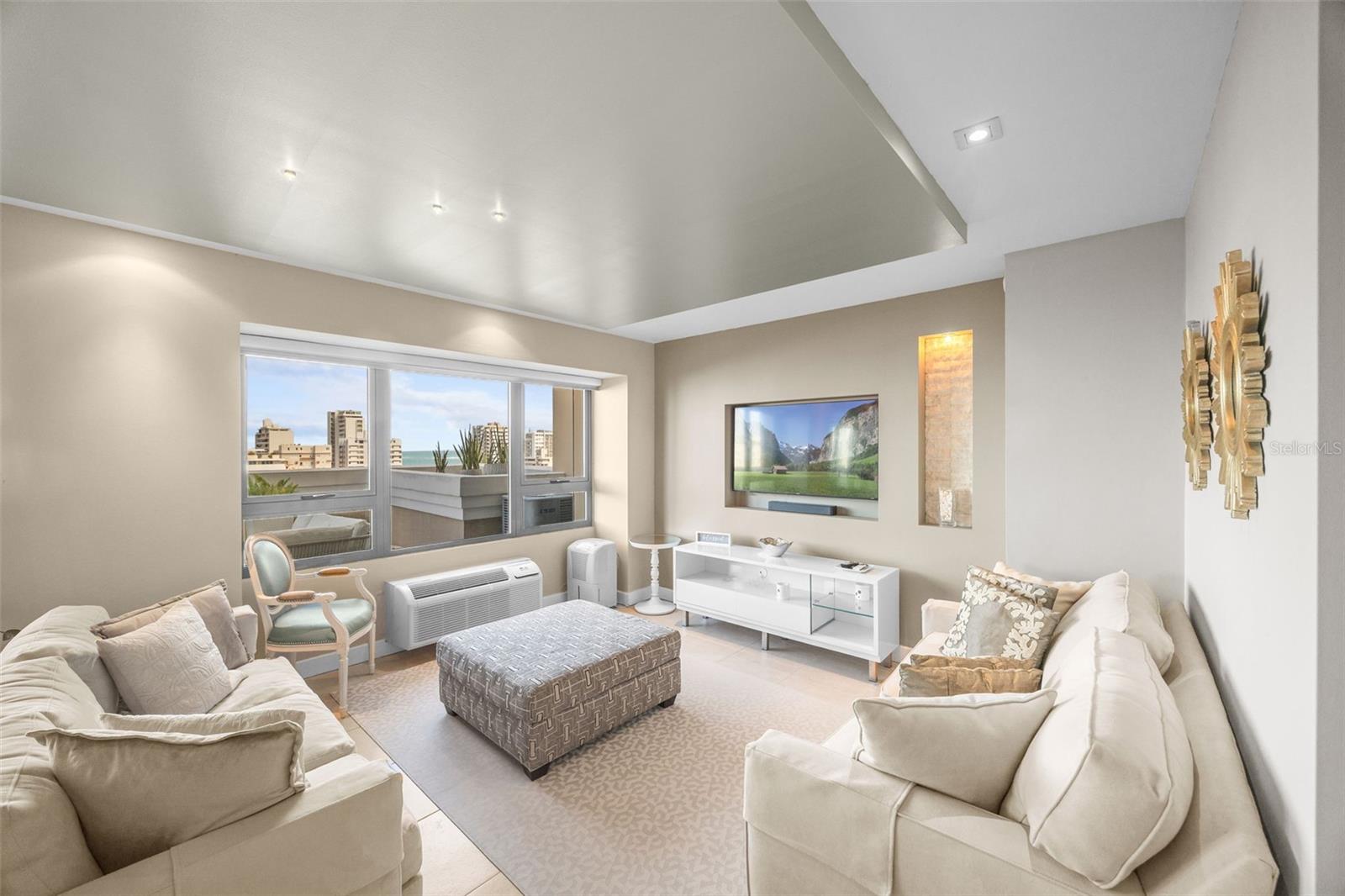 103-105 DE DIEGO AVE #702S