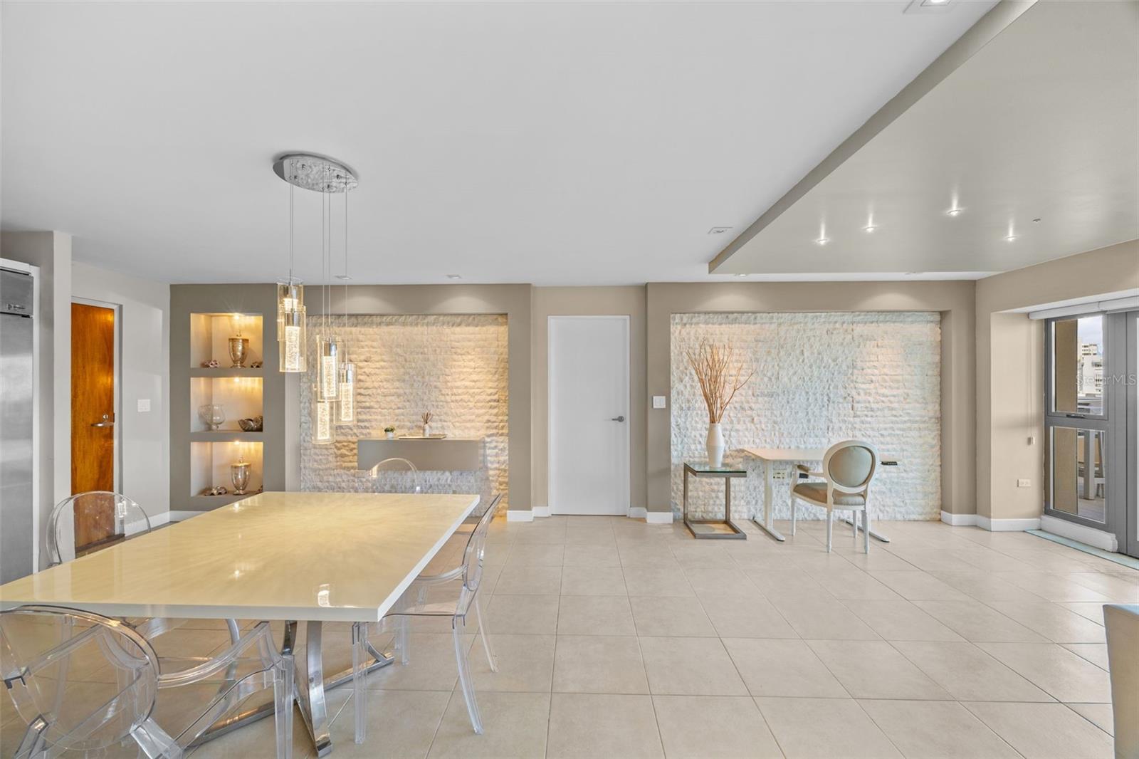 103-105 DE DIEGO AVE #702S