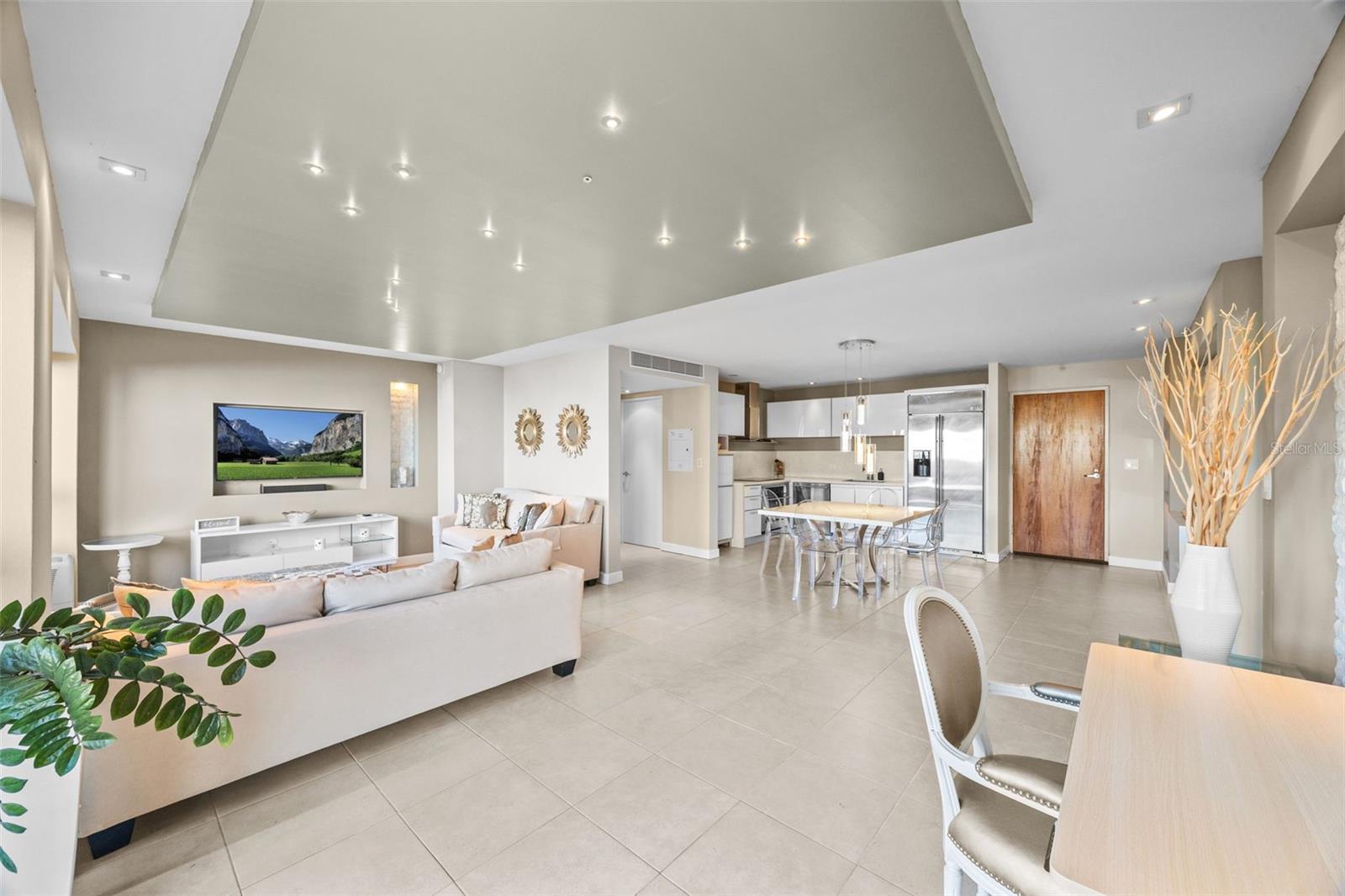 103-105 DE DIEGO AVE #702S