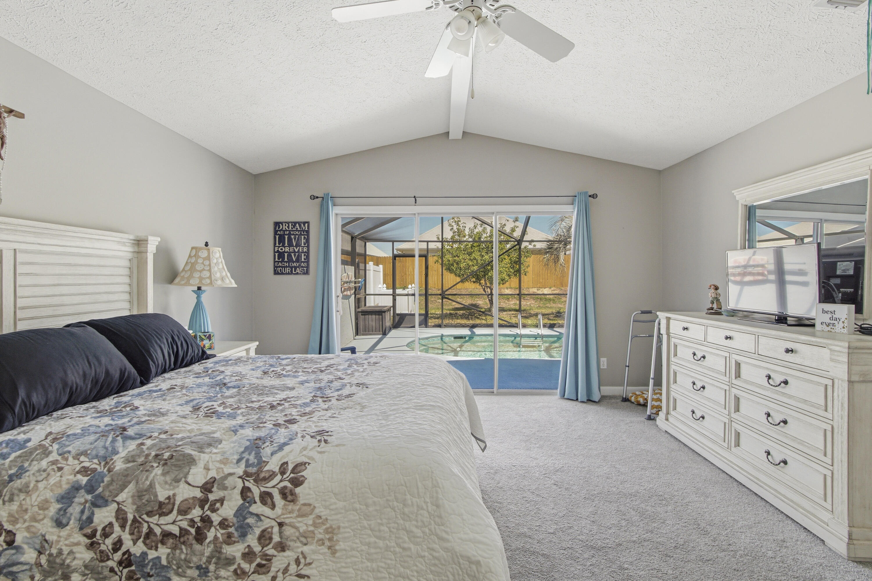 254 S Glades Trail