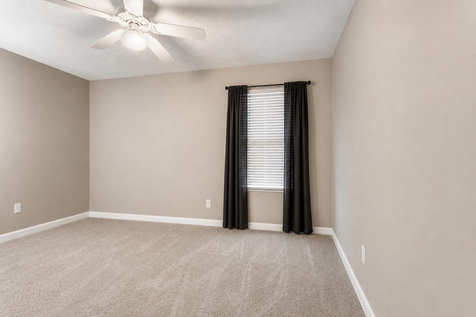 254 S Glades Trail
