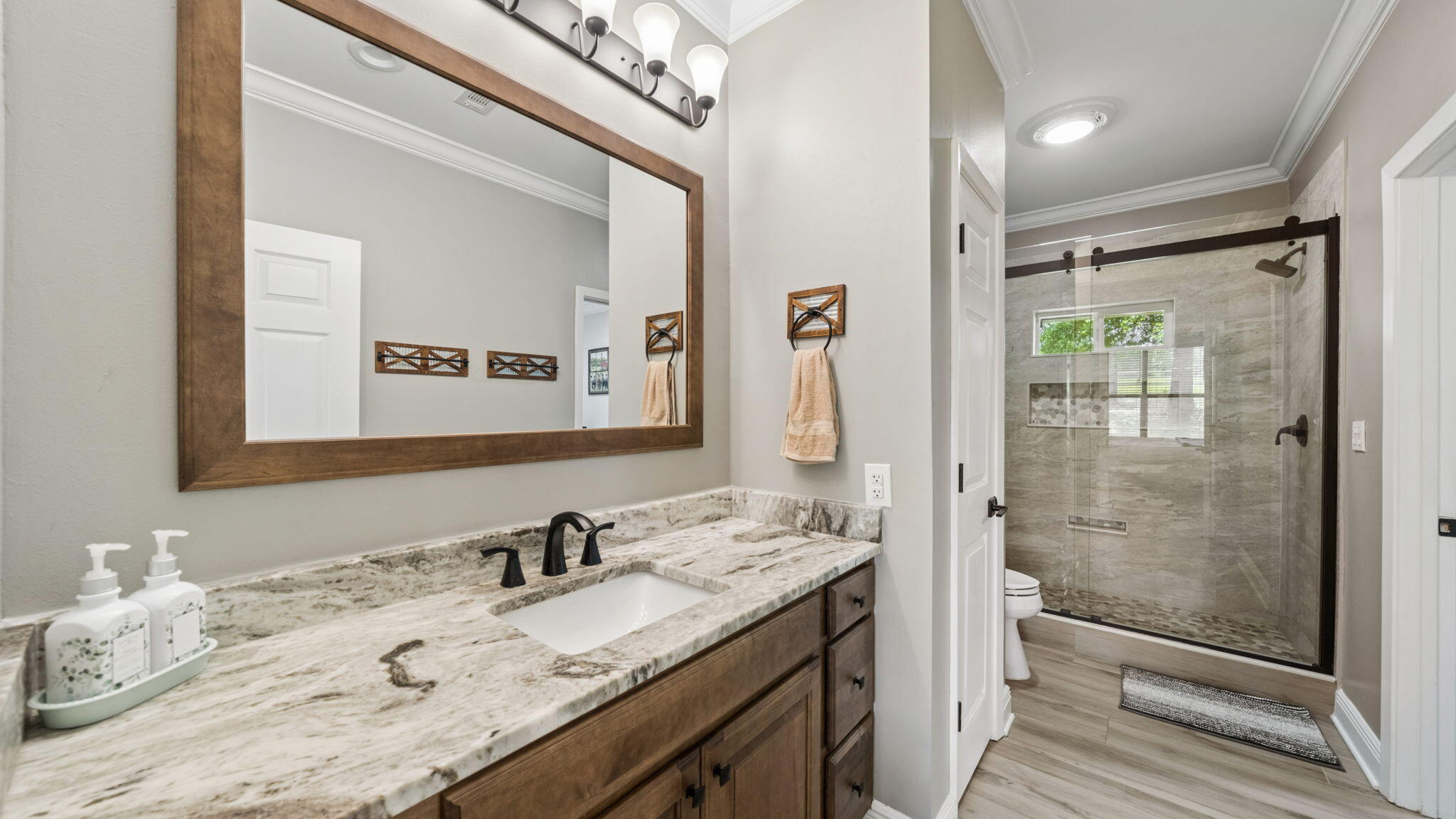 175 W T Hulion Road