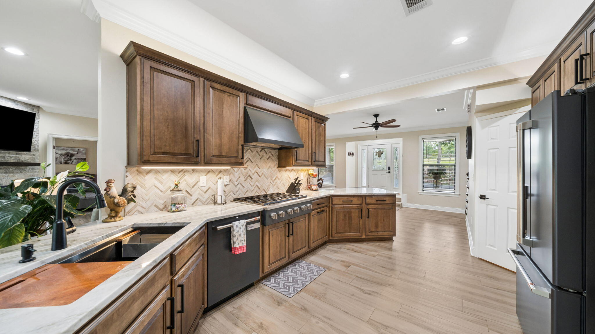 175 W T Hulion Road