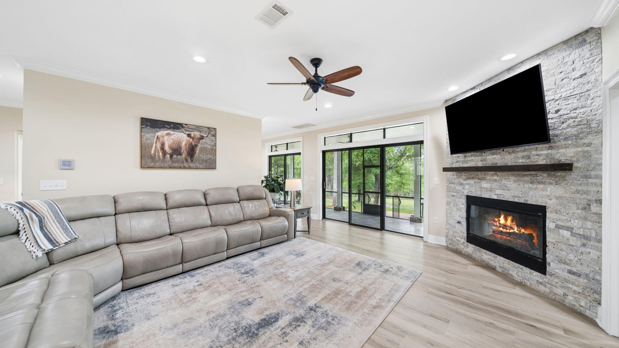 175 W T Hulion Road