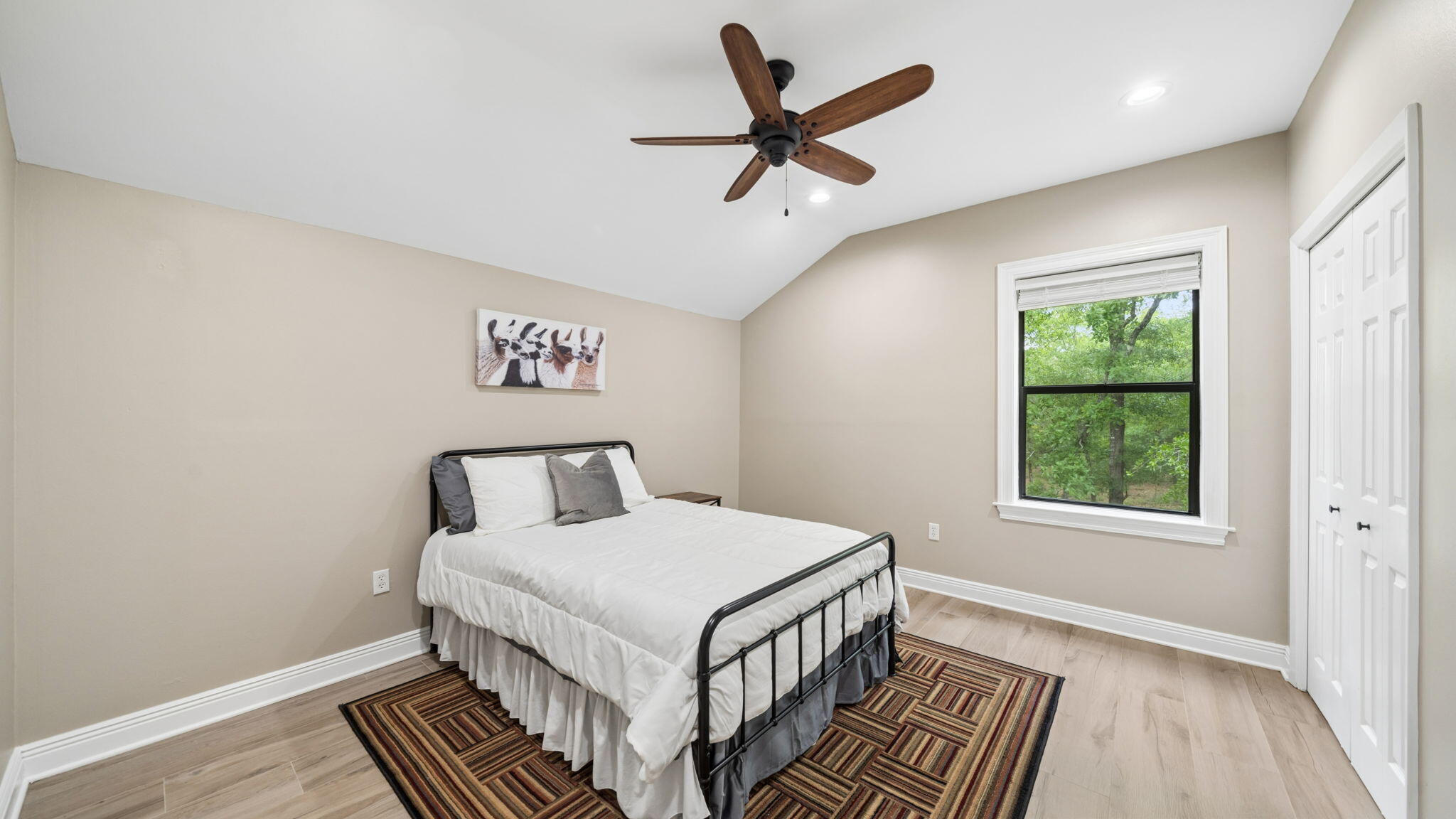 175 W T Hulion Road
