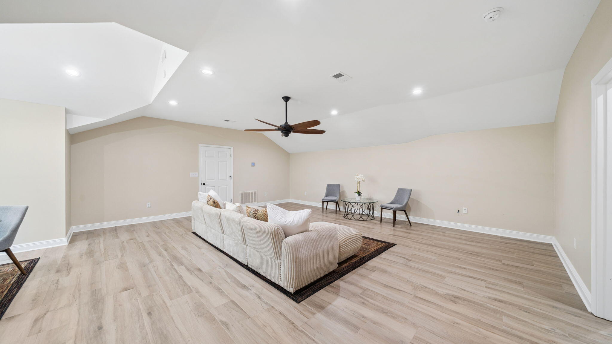 175 W T Hulion Road