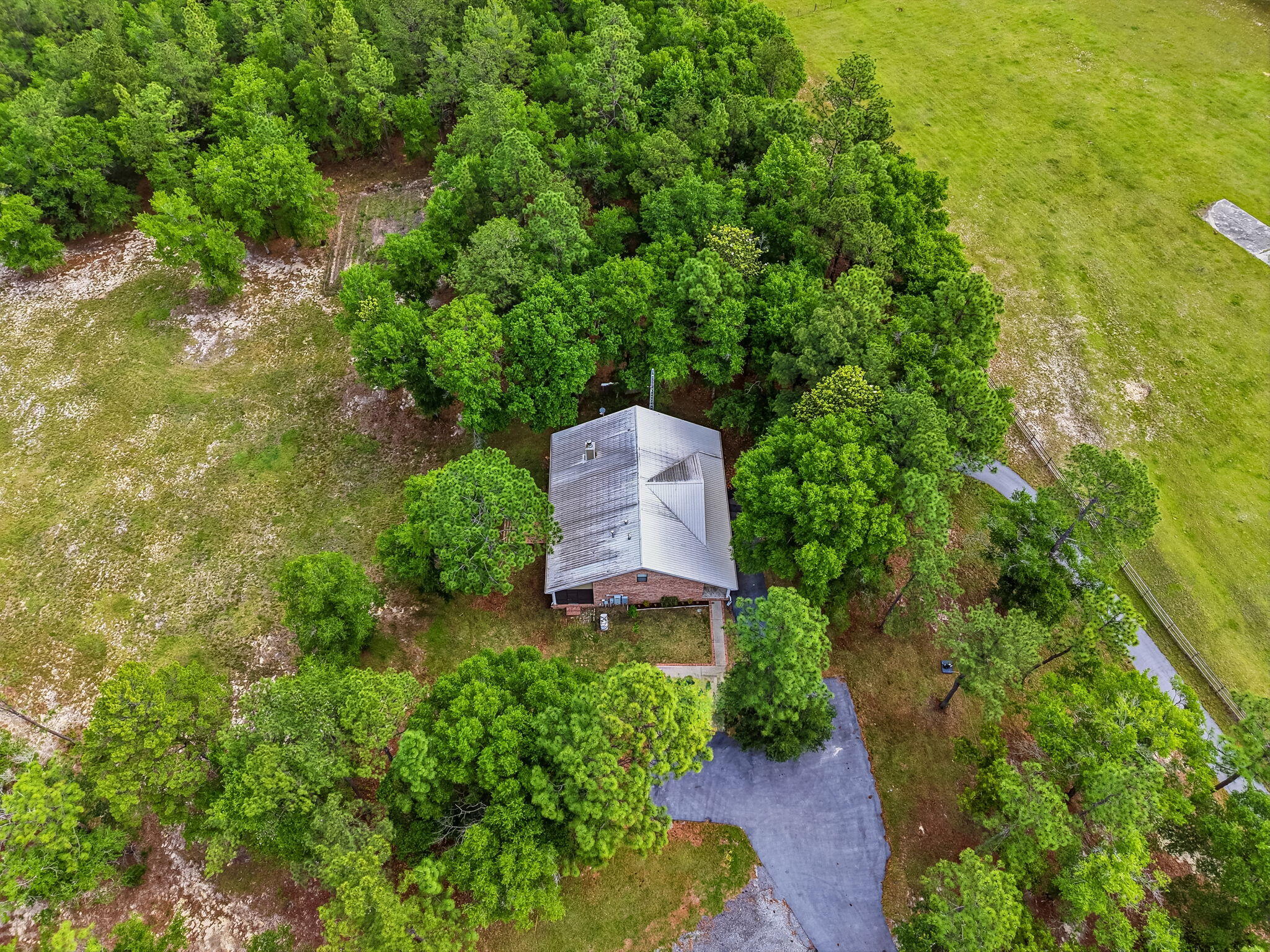 175 W T Hulion Road
