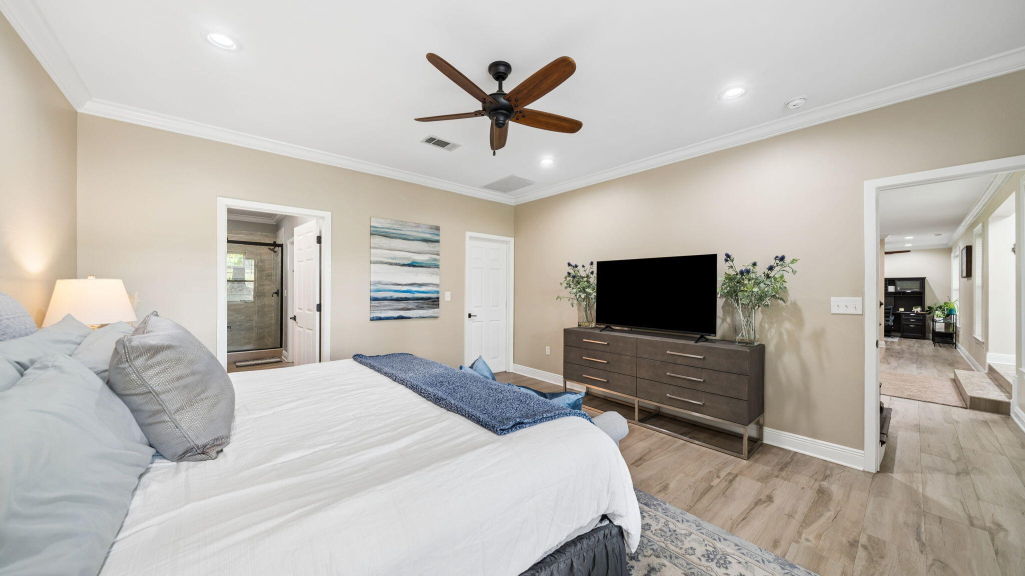 175 W T Hulion Road