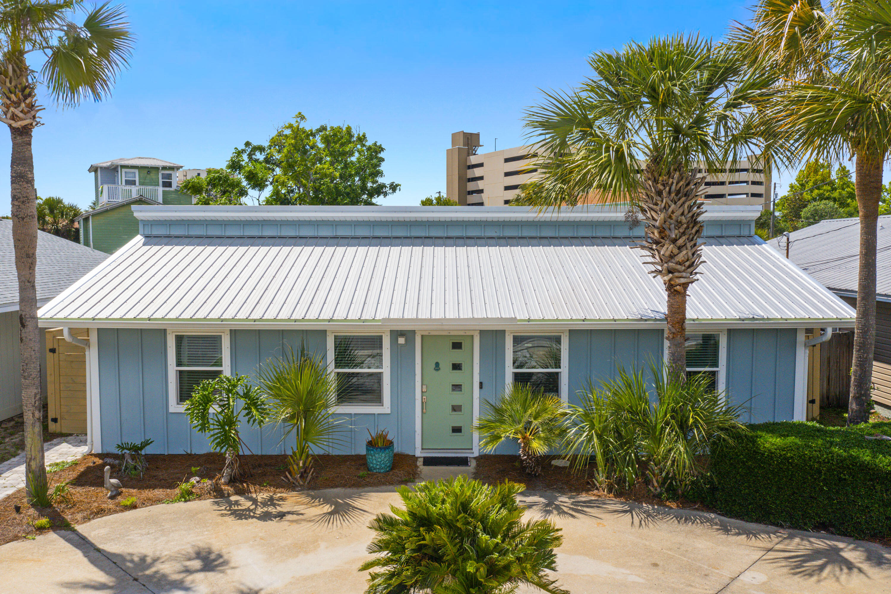 617 W Gulf Boulevard