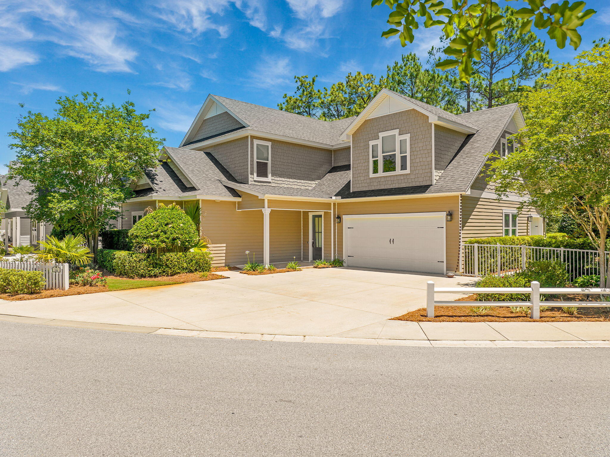 104 Blakely Drew Boulevard