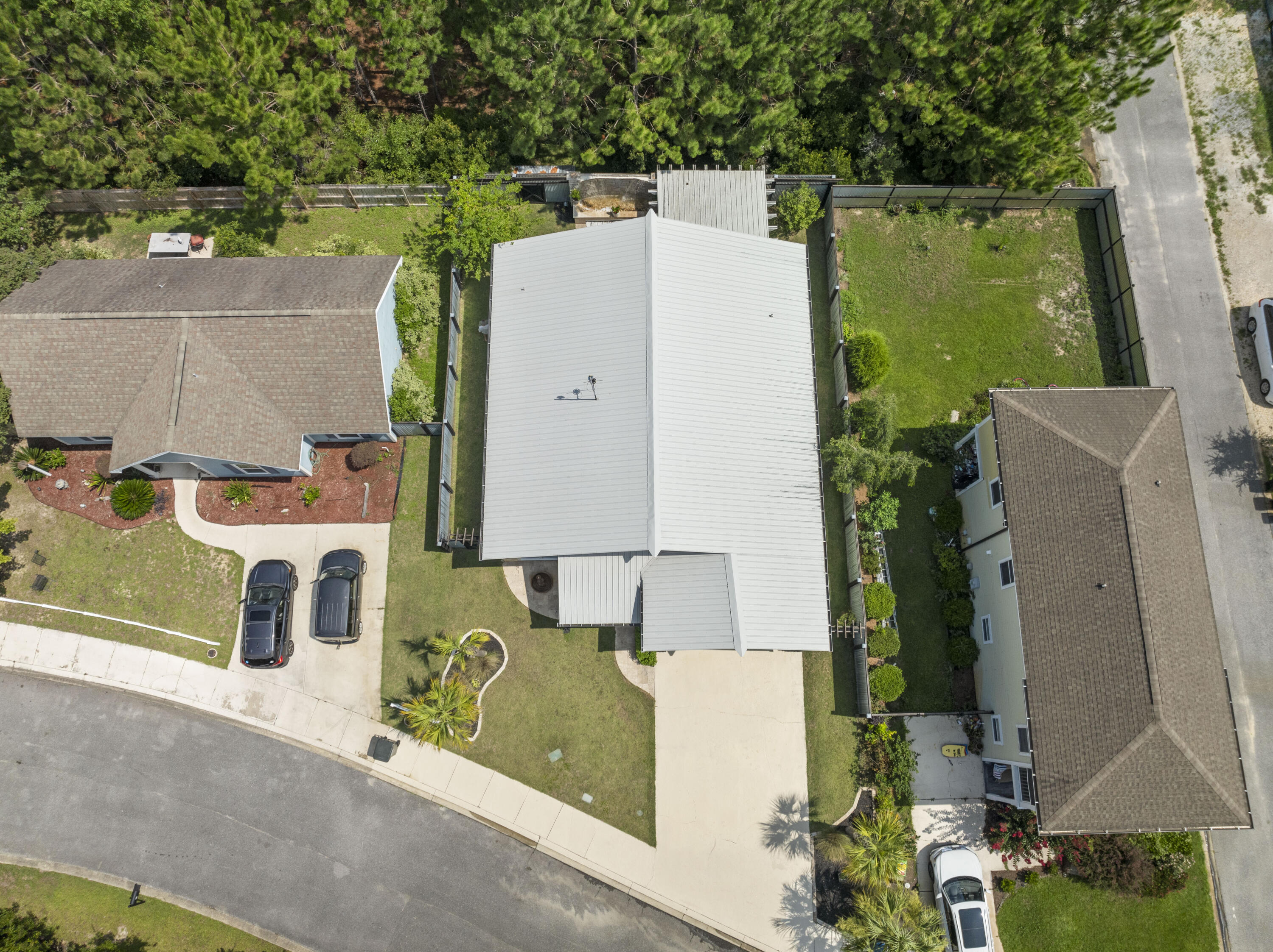 46 Greenleaf Drive