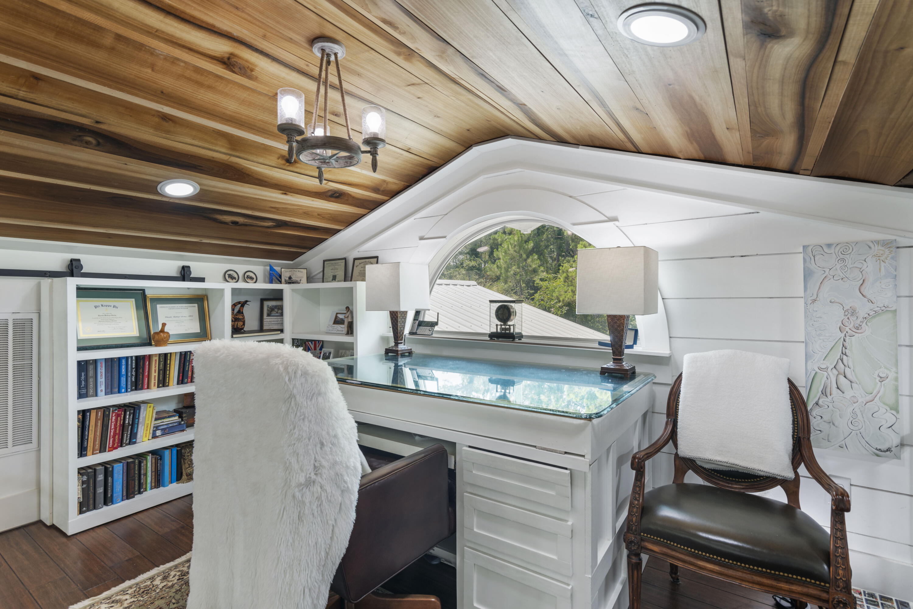 46 Greenleaf Drive