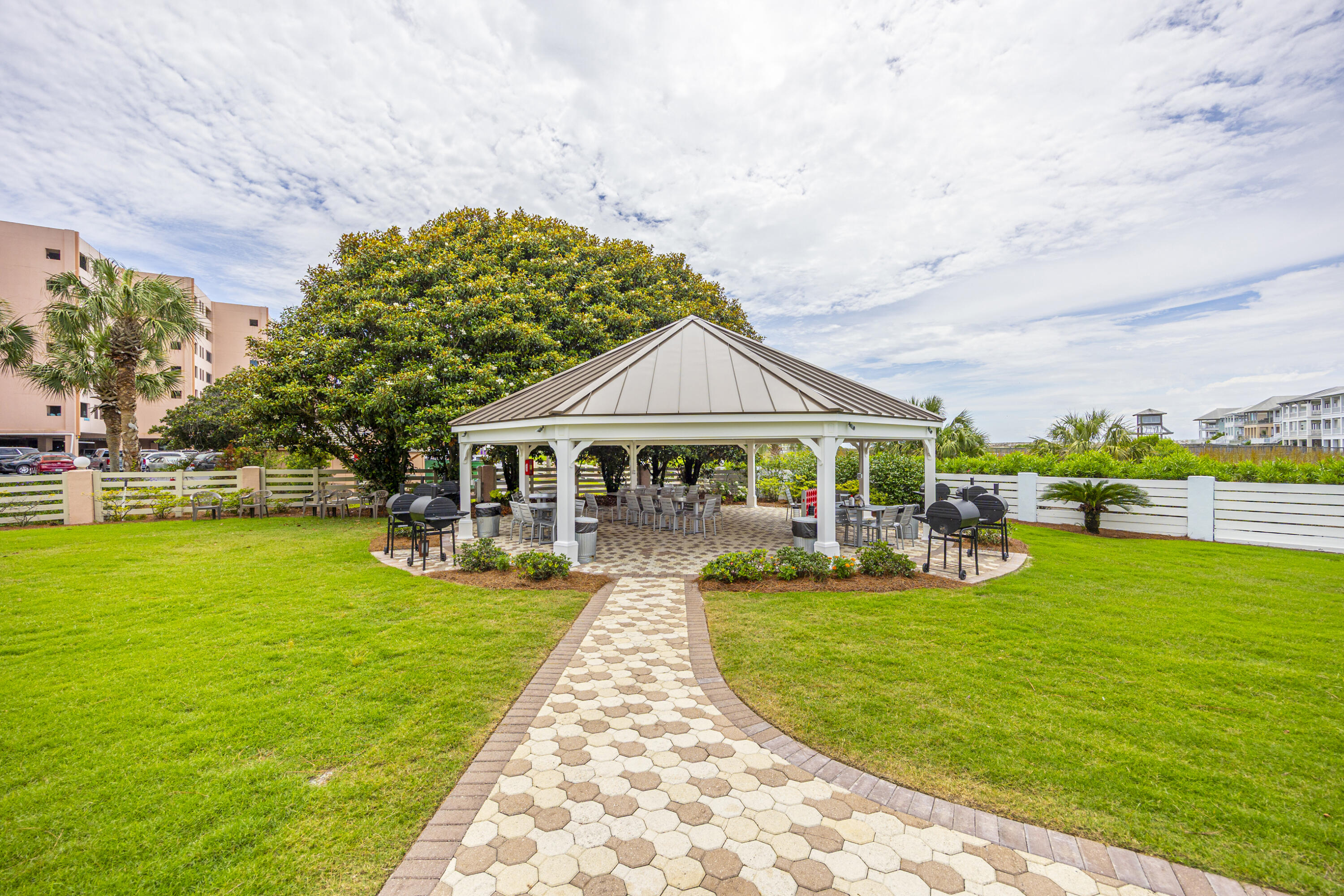 502 Gulf Shore Drive 712