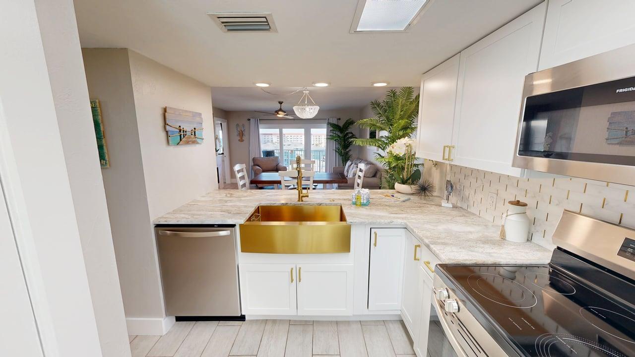 895 Santa Rosa Boulevard 614