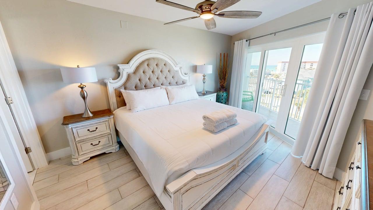 895 Santa Rosa Boulevard 614