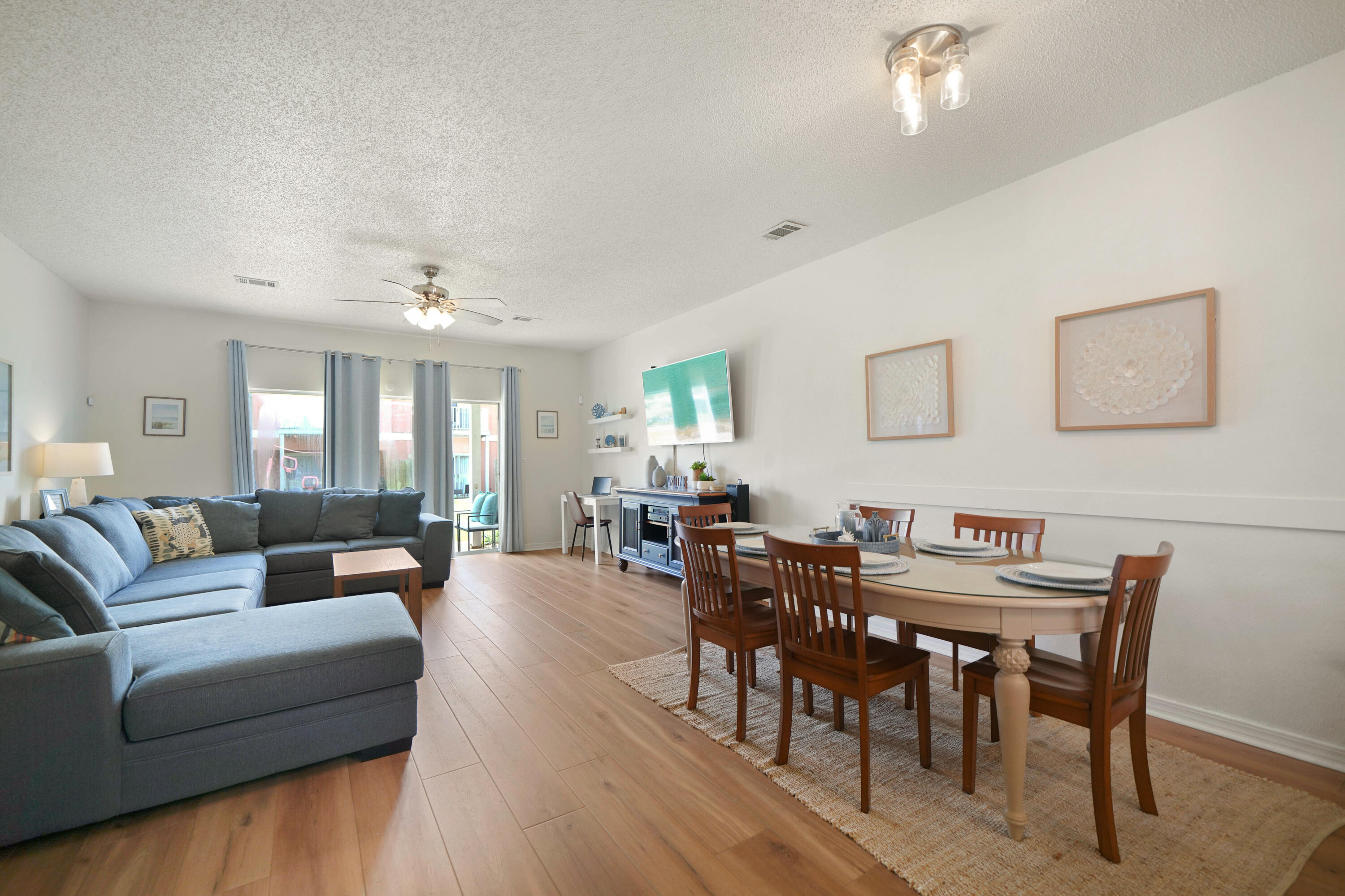 450 S Geronimo Street 102