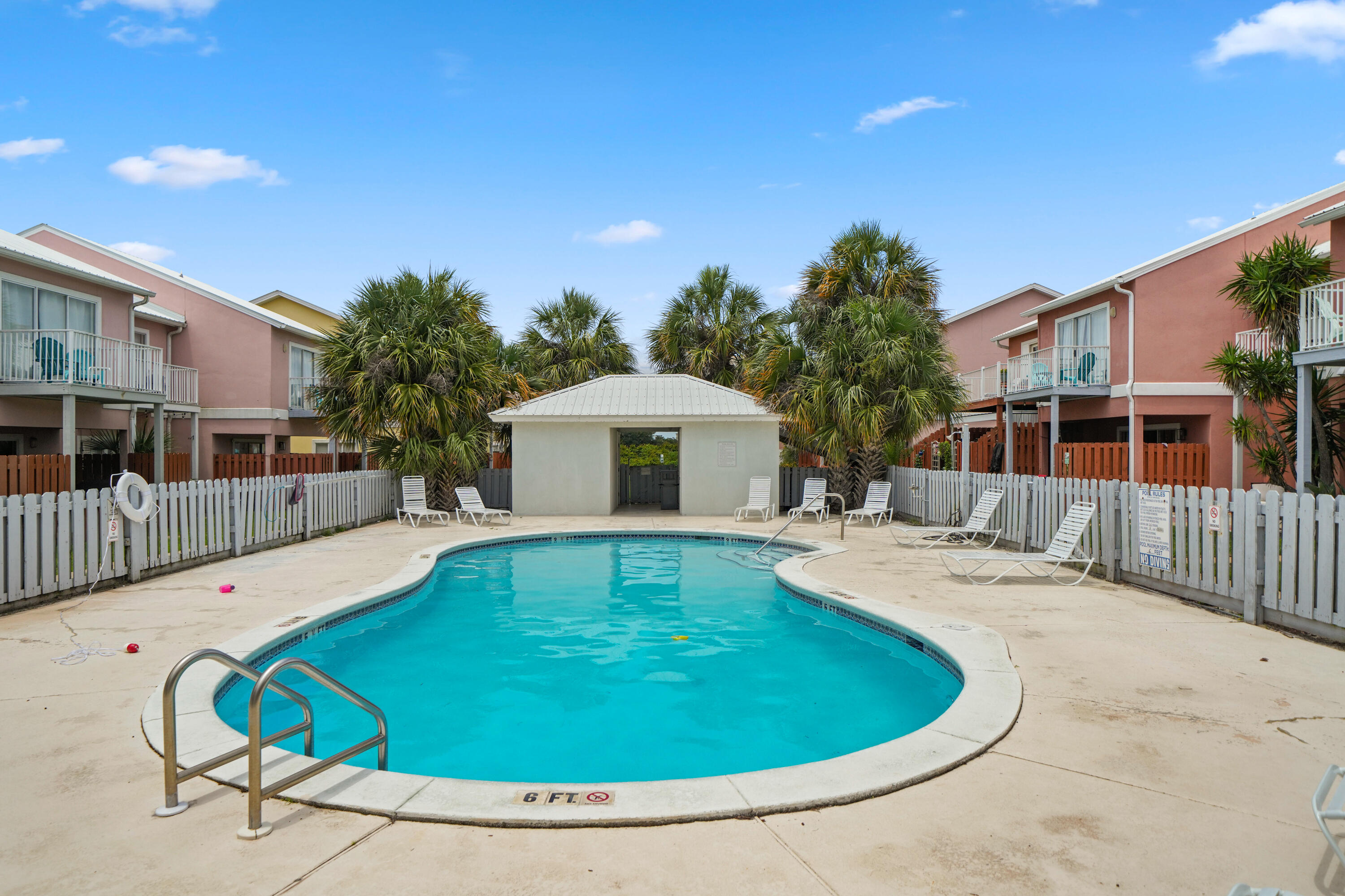450 S Geronimo Street 102