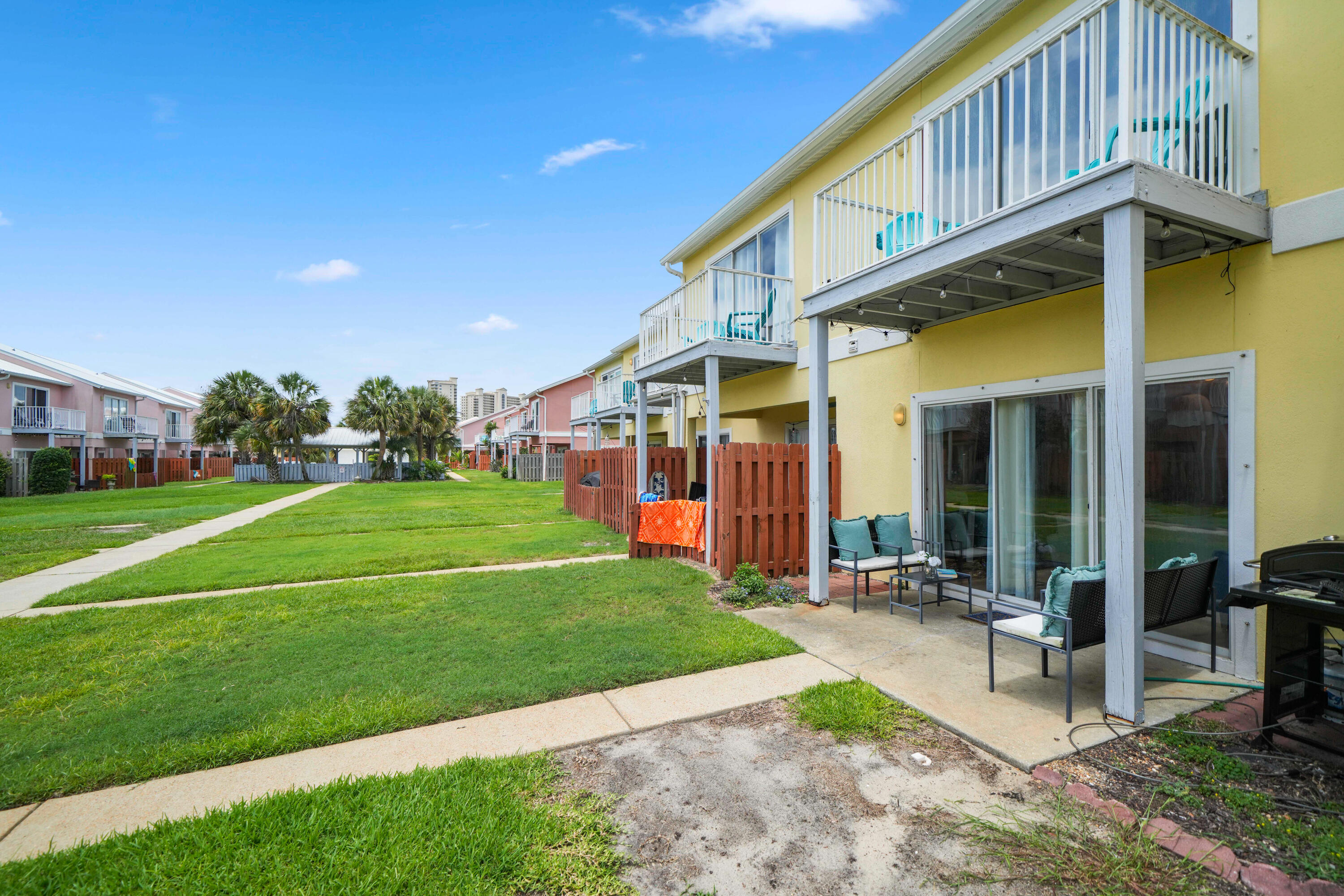 450 S Geronimo Street 102