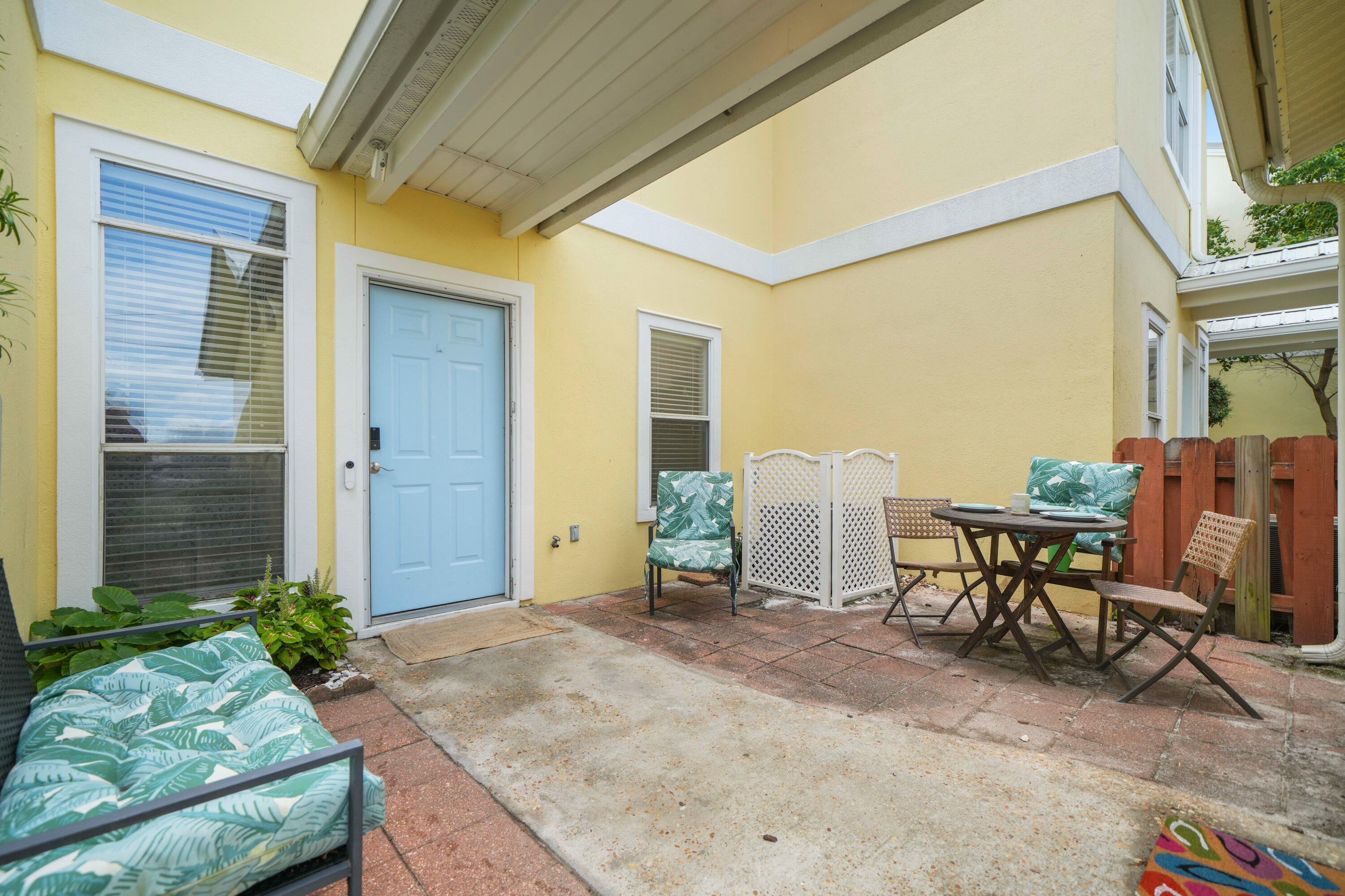 450 S Geronimo Street 102