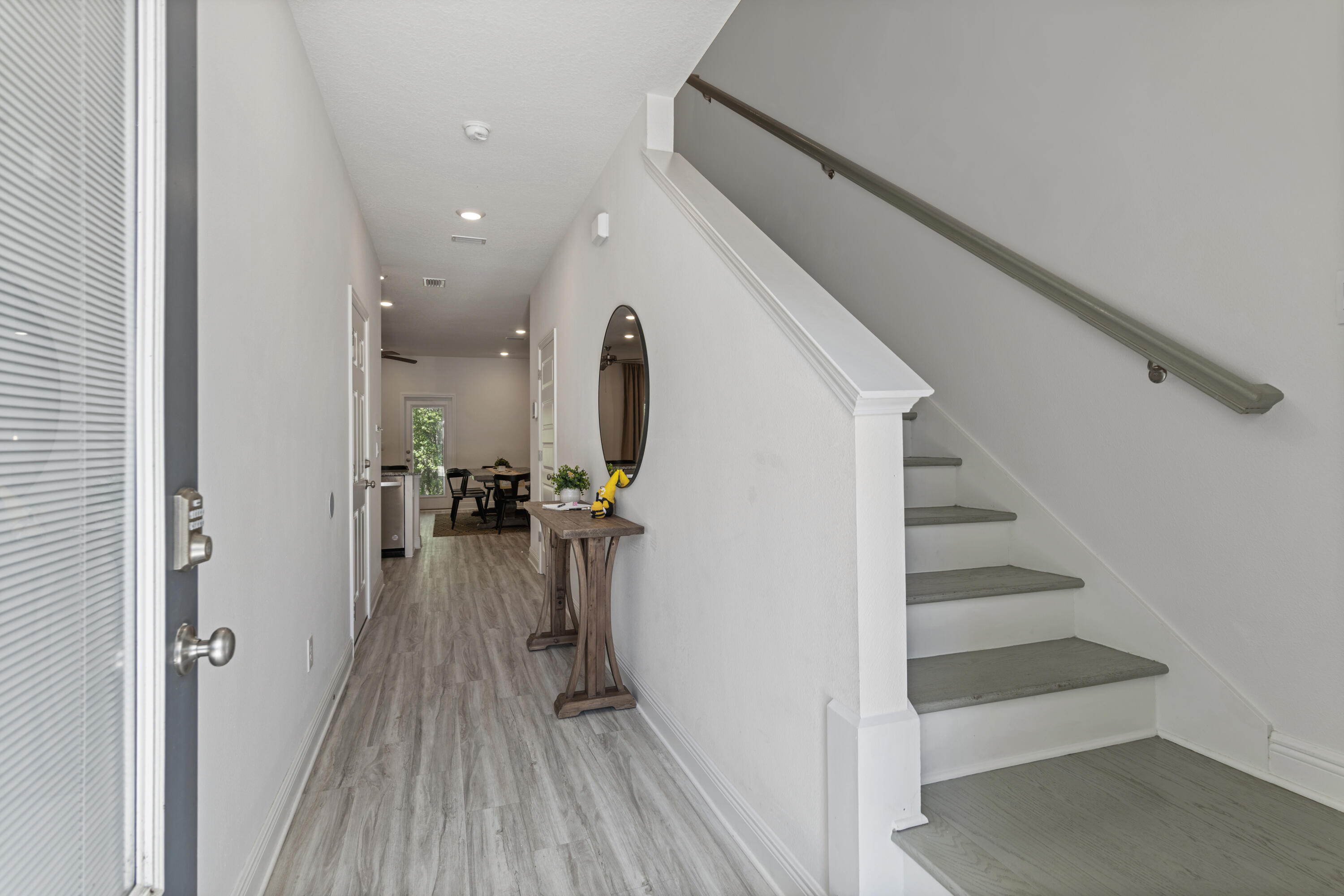 45 N Leviathan Court