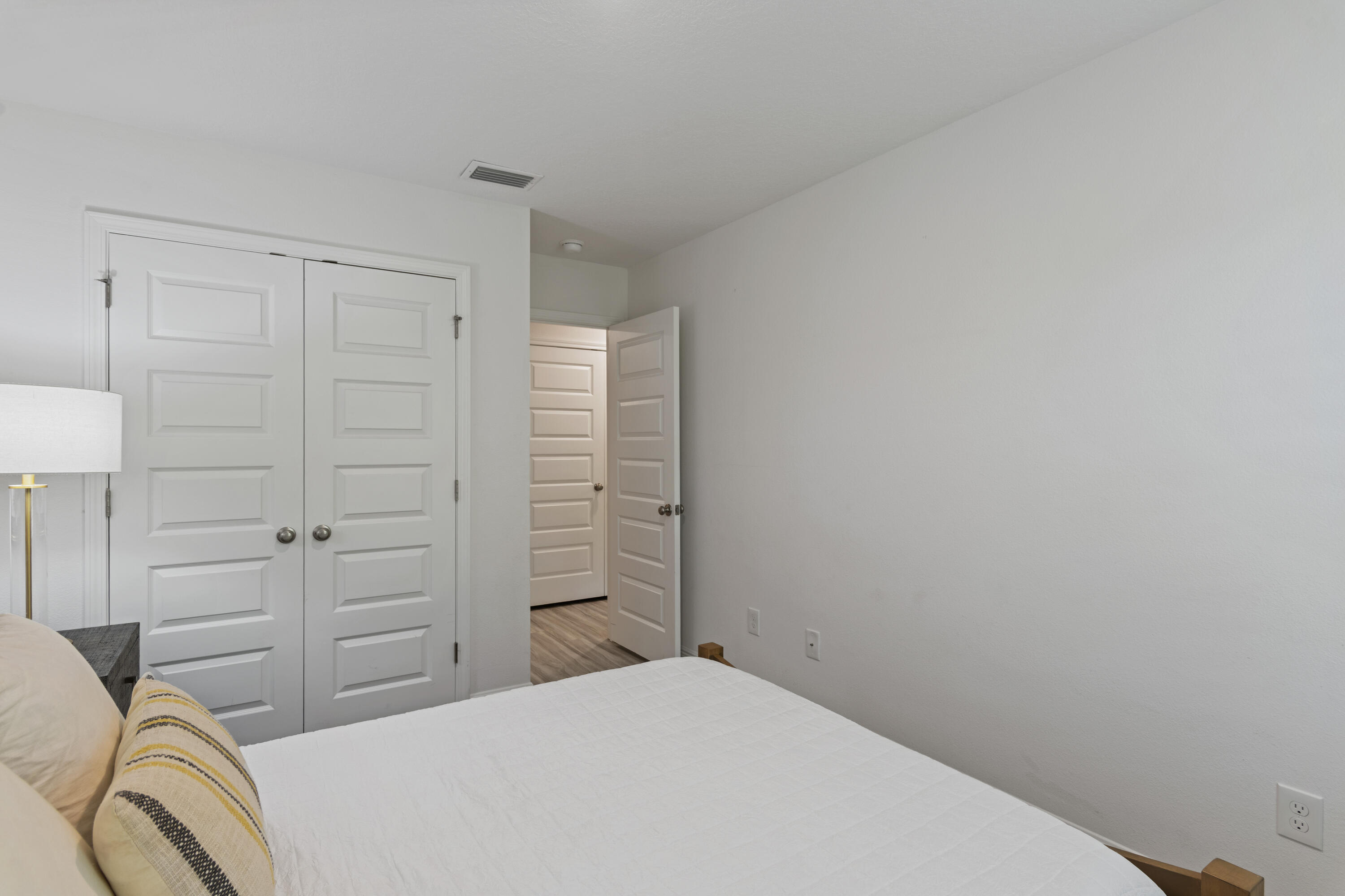 45 N Leviathan Court