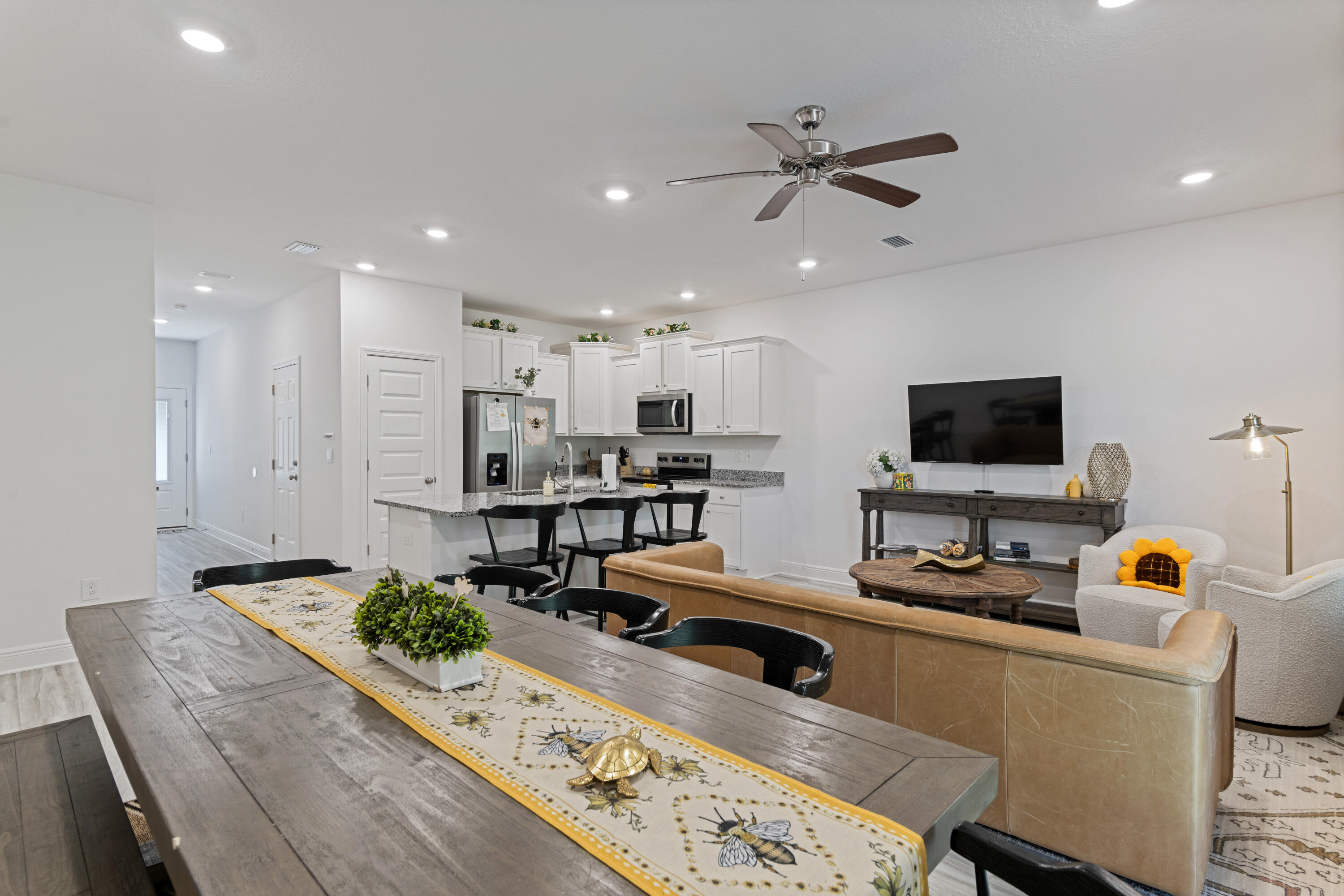 45 N Leviathan Court