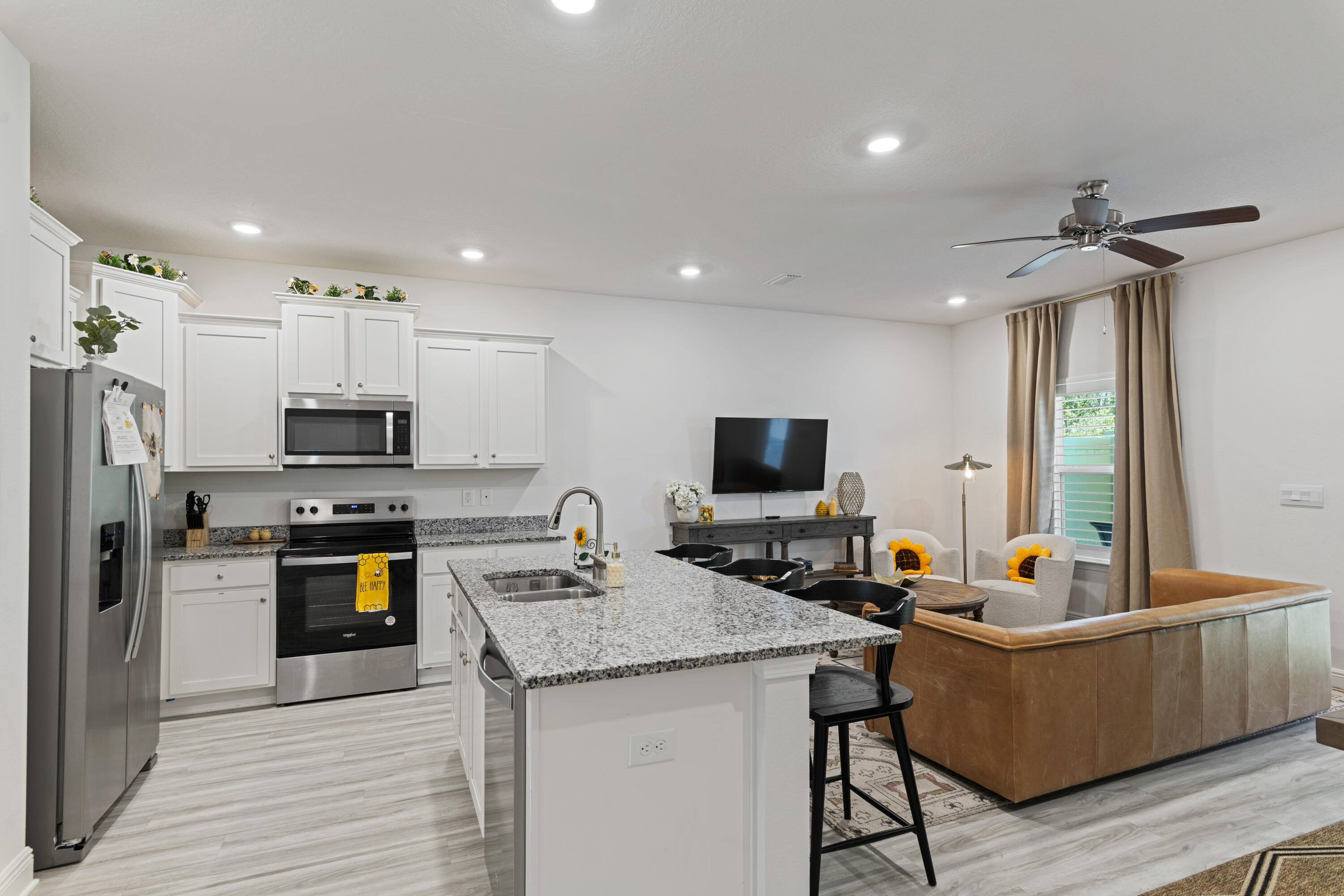 45 N Leviathan Court
