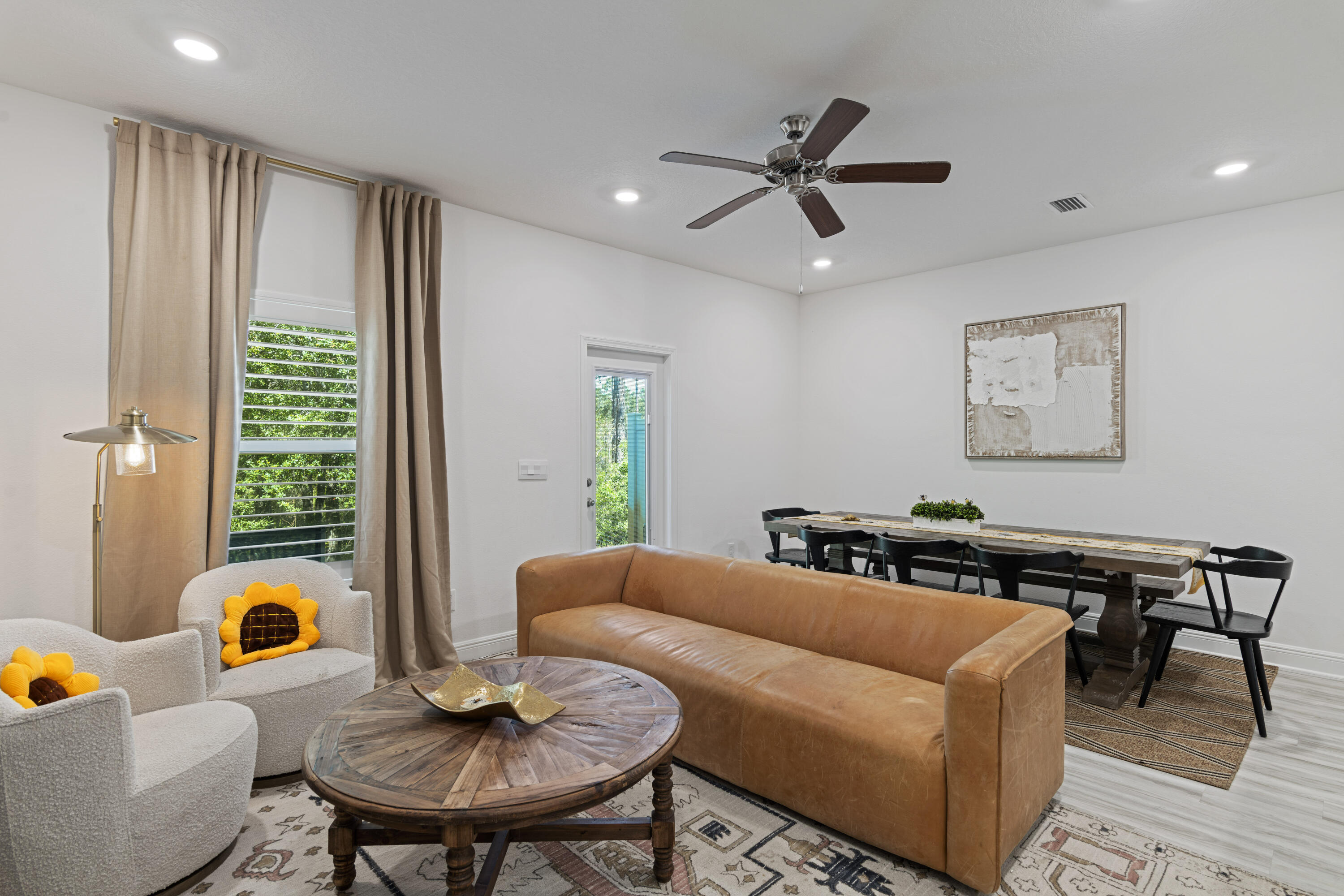 45 N Leviathan Court